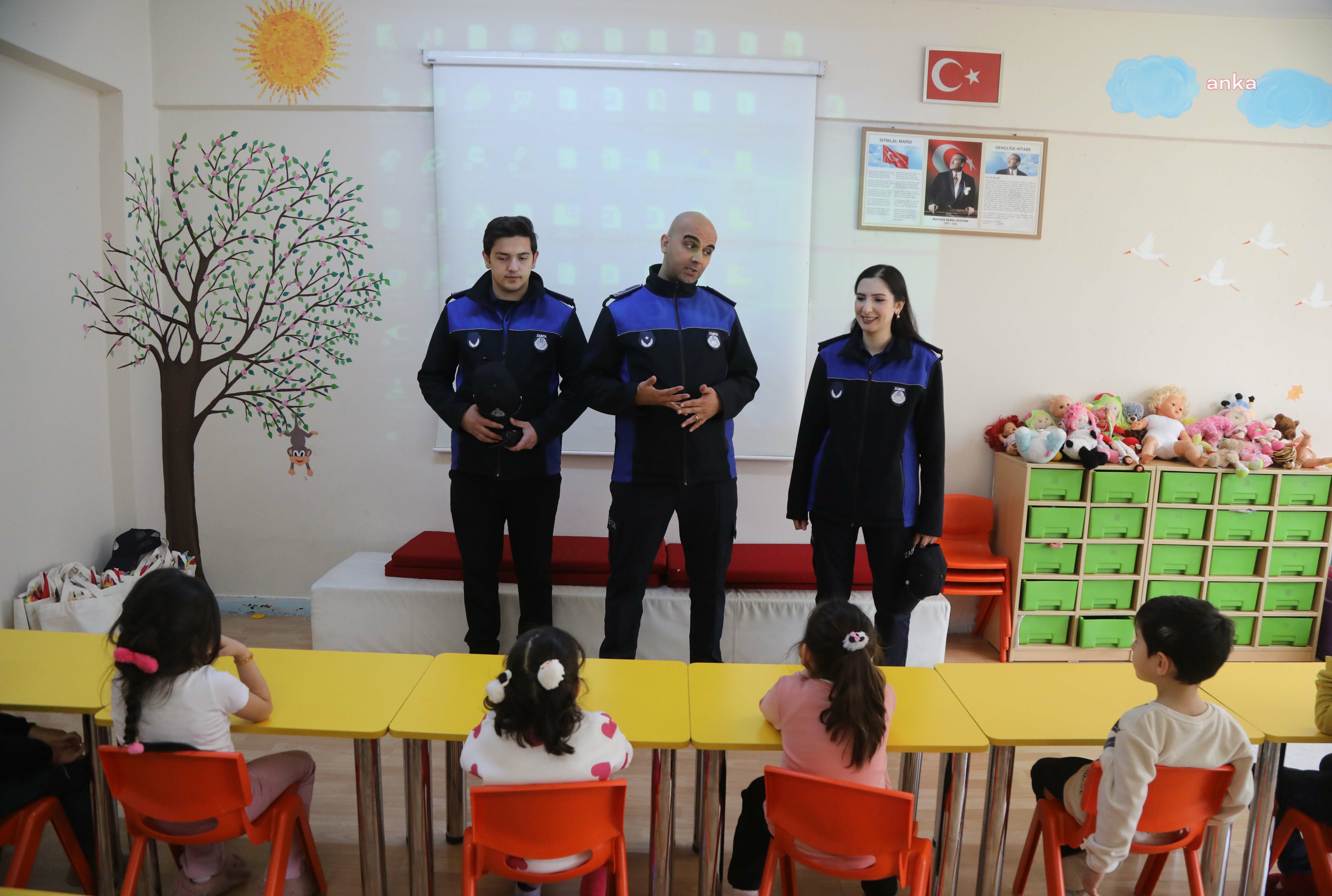 Çankaya Belediyesi Zabıta Müdürlüğü ekipleri, çocuklara mesleklerini tanıttı