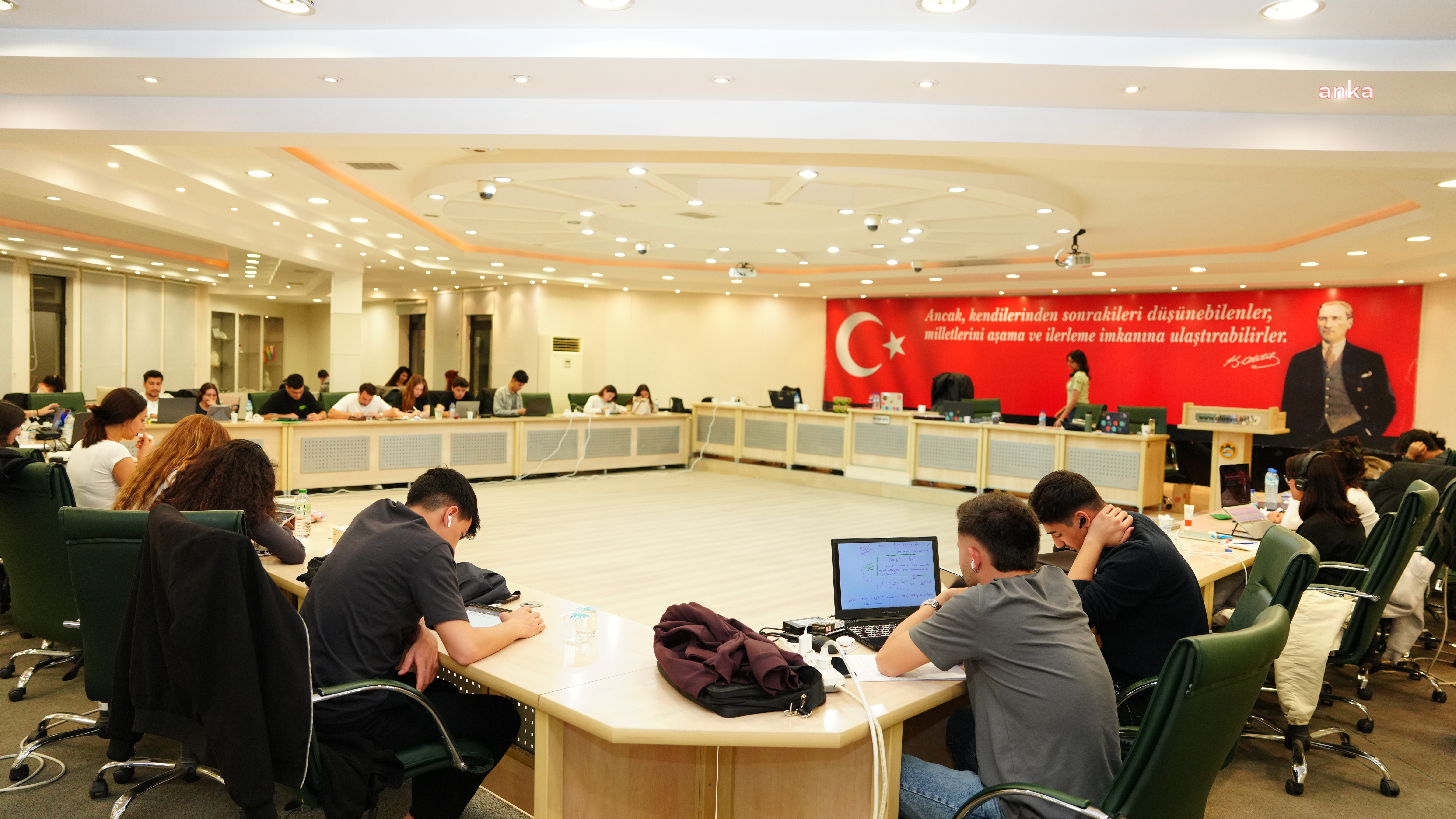 Alanya Belediyesi eski meclis salonu, öğrencilere tahsis edildi