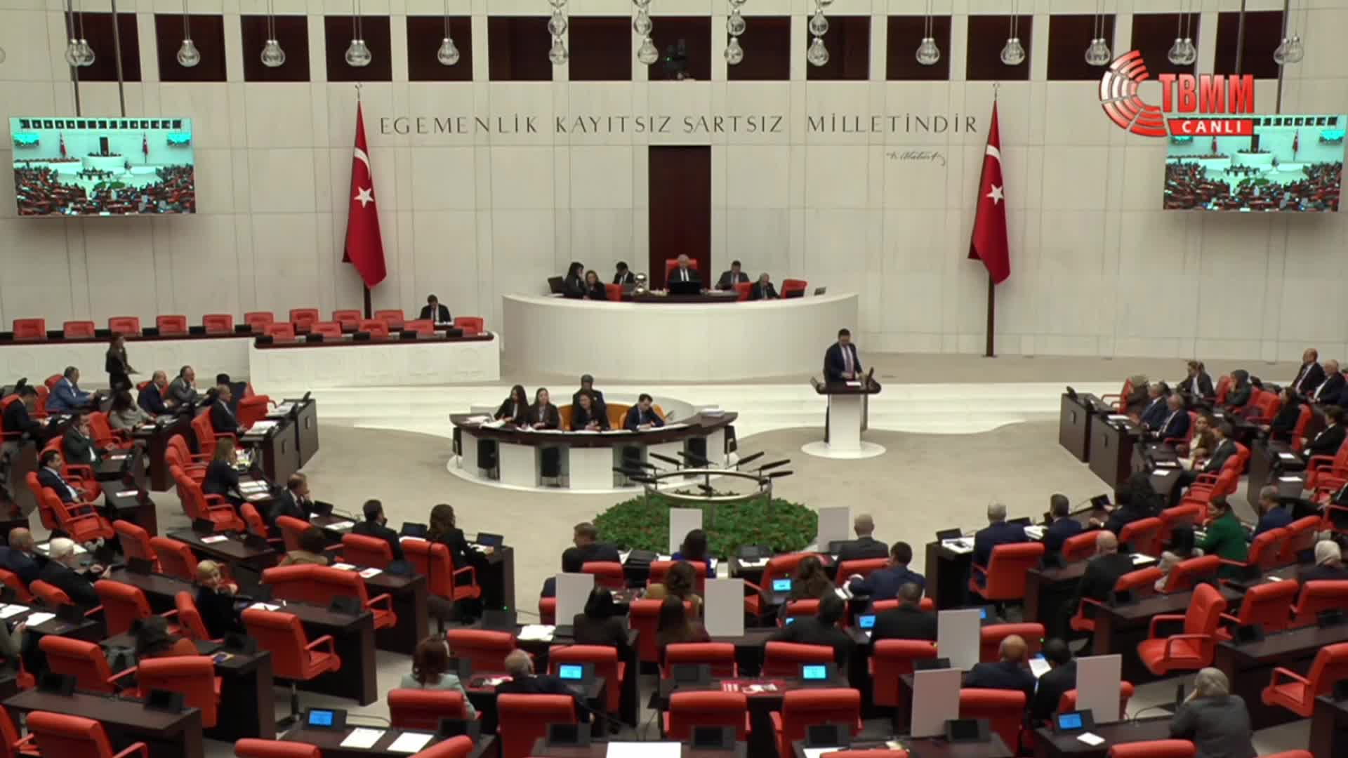 TBMM Genel Kurulu... Umut Akdoğan: "Silivri bundan sonra sadece bir cezaevi değil, müstakbel cumhurbaşkanın çalışma ofisidir"