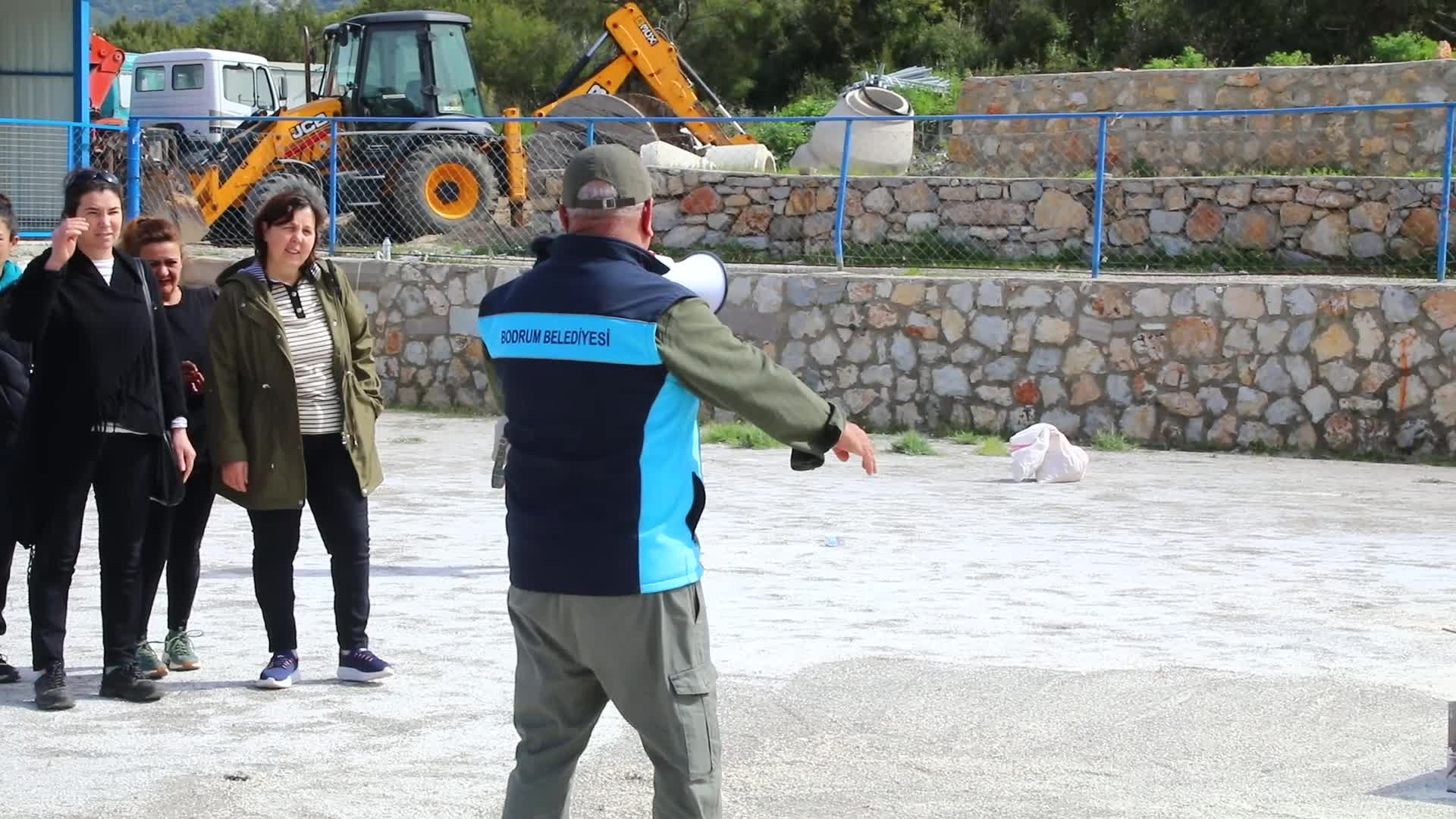 Bodrum Belediyesi yangın eğitimlerine devam ediyor