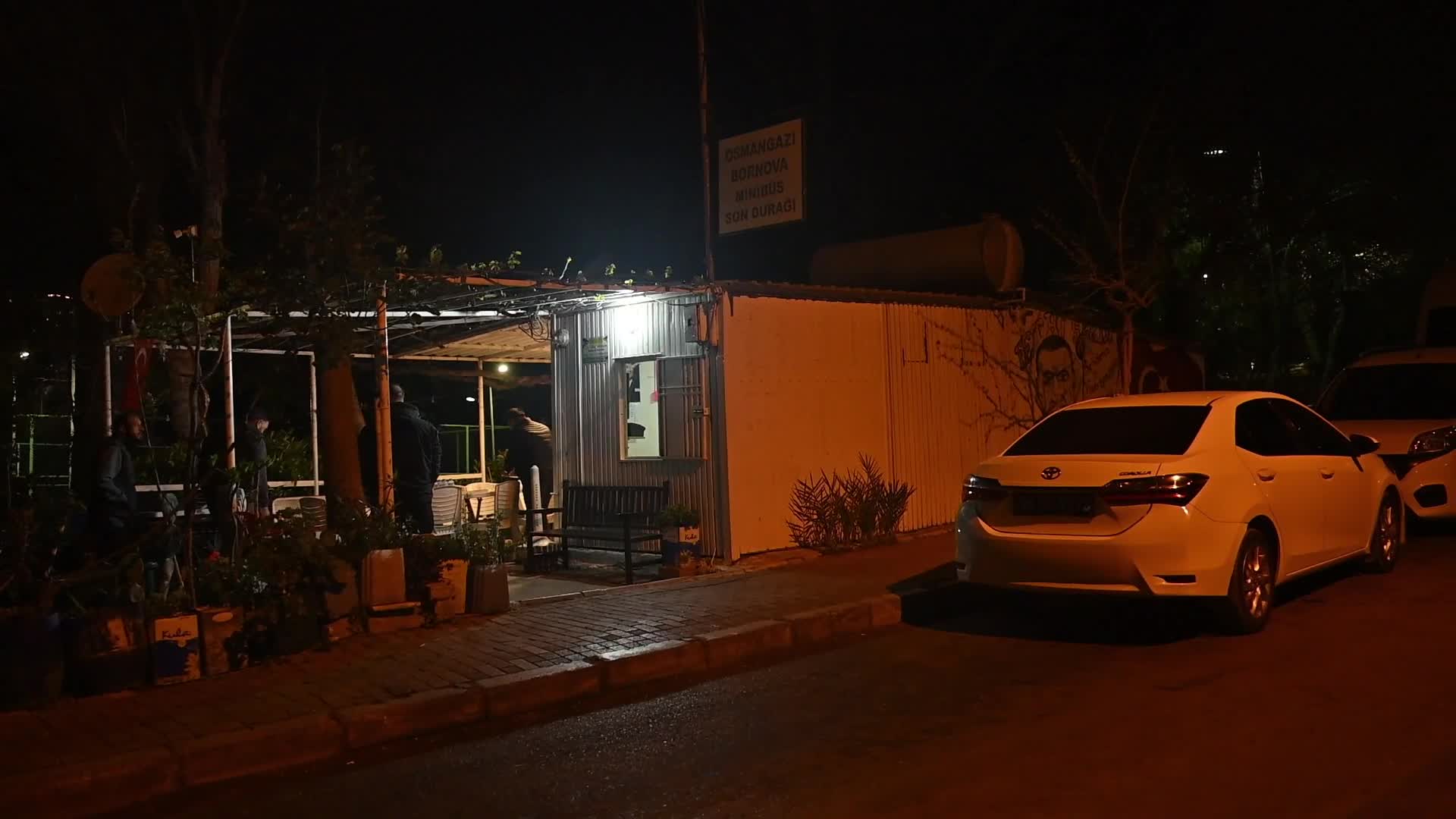 Bornova Belediye Başkanı Eşki sahurda minibüsçülerle buluştu