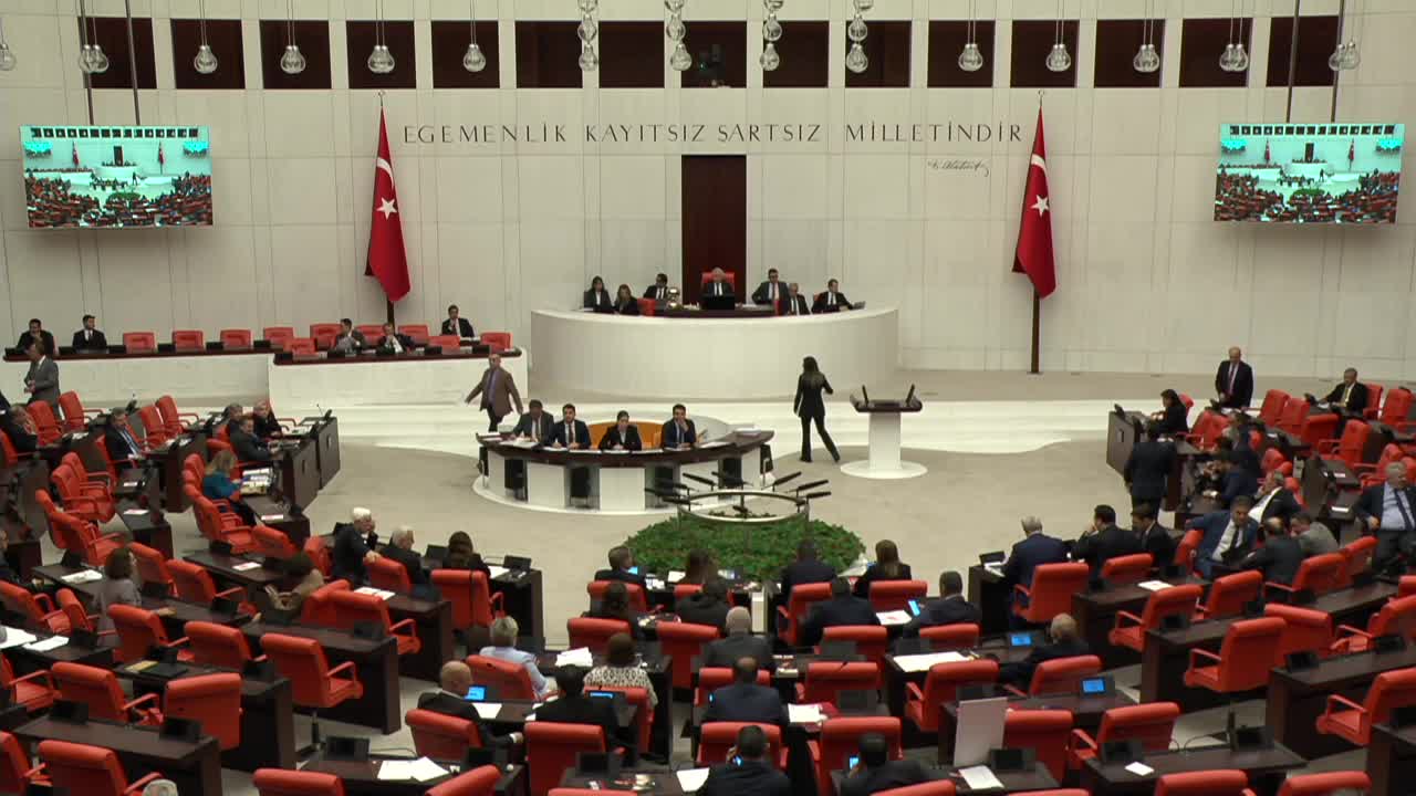 CHP’li Aşkın Genç: “Bu tutuklama, sadece İmamoğlu’na değil, halkın iradesine, hukuka ve sandığa yönelmiş açık bir darbedir"