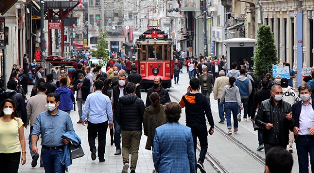 "İSTANBUL’UN EN ÖNEMLİ ÜÇ SORUNU: DEPREM, EKONOMİ, ULAŞIM"