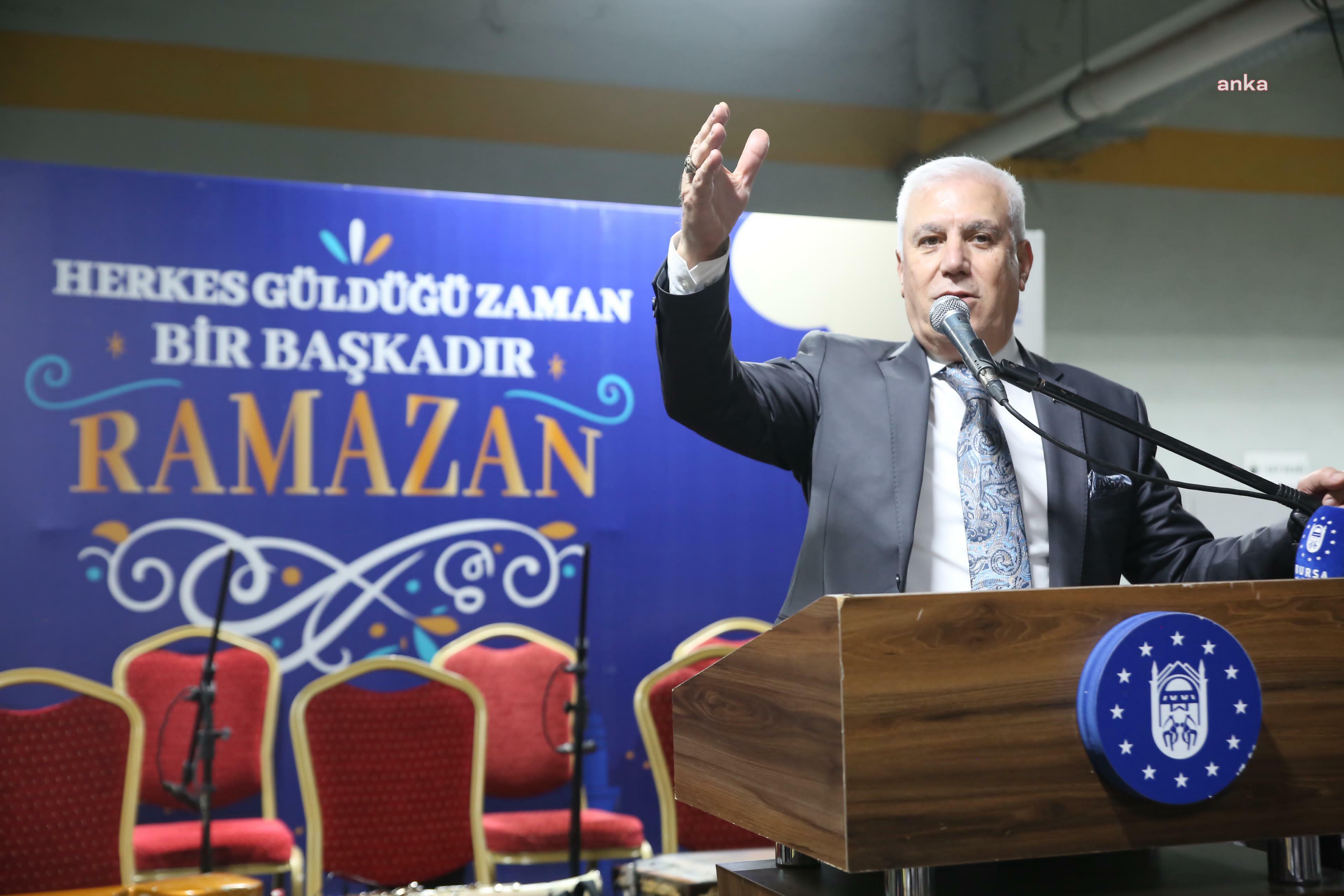 Bursa Büyükşehir Belediye Başkanı Bozbey’den gençlere halı saha müjdesi