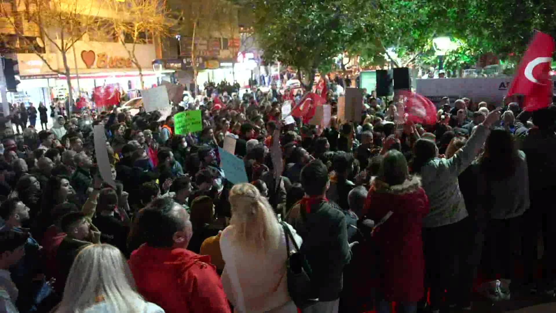 Manisa Büyükşehir Belediye Başkanı Zeyrek: “Bu güzel ülkeye hak, hukuk, adalet gelecek”