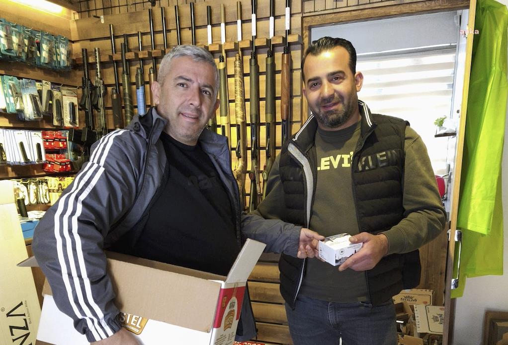 Burdur Belediyesi, beş bin kutu kandil simidi dağıttı