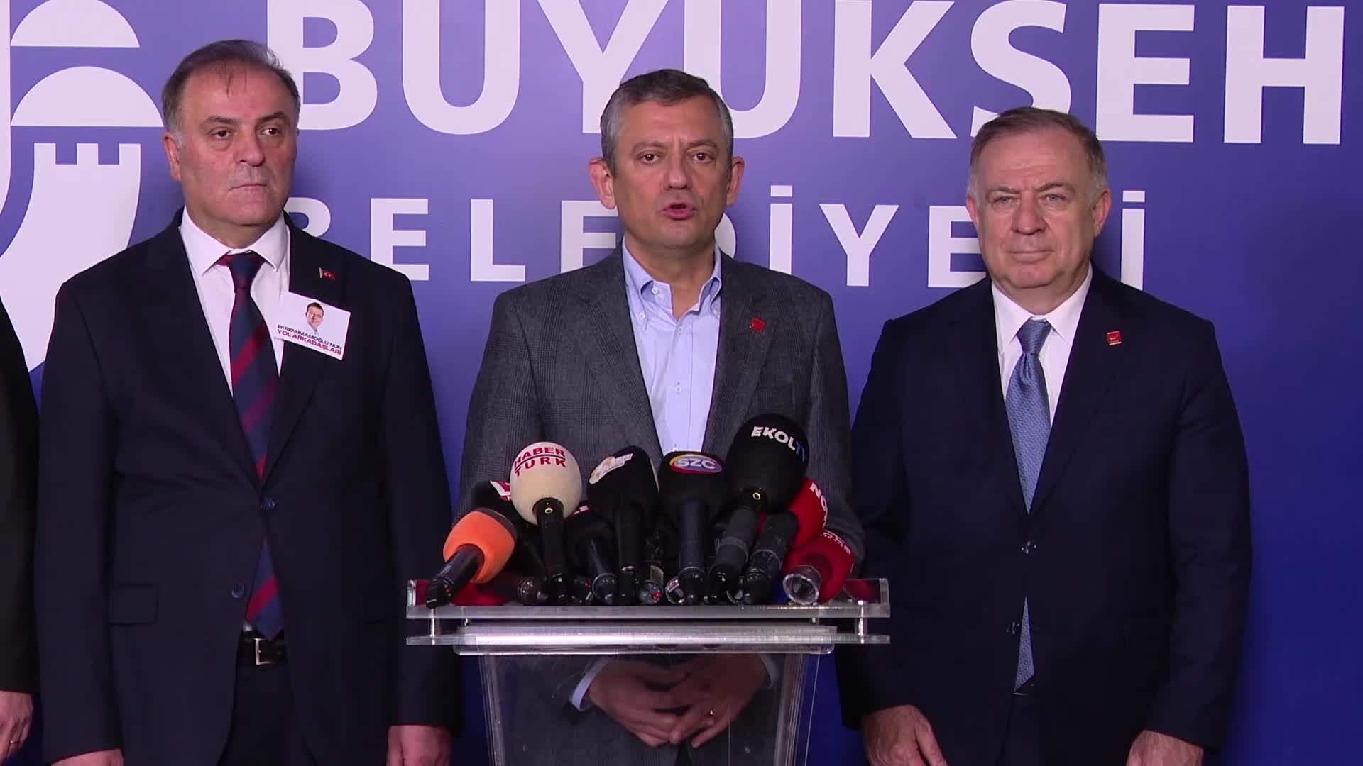 İBB Başkan Vekili Nuri Aslan seçildi… Özel: “Demokrasiyi askıya almak isteyenler kendilerinin gayrimeşru işleri karşısında, meşru direniş hakkını enfekte etmeye çalışıyorlar”