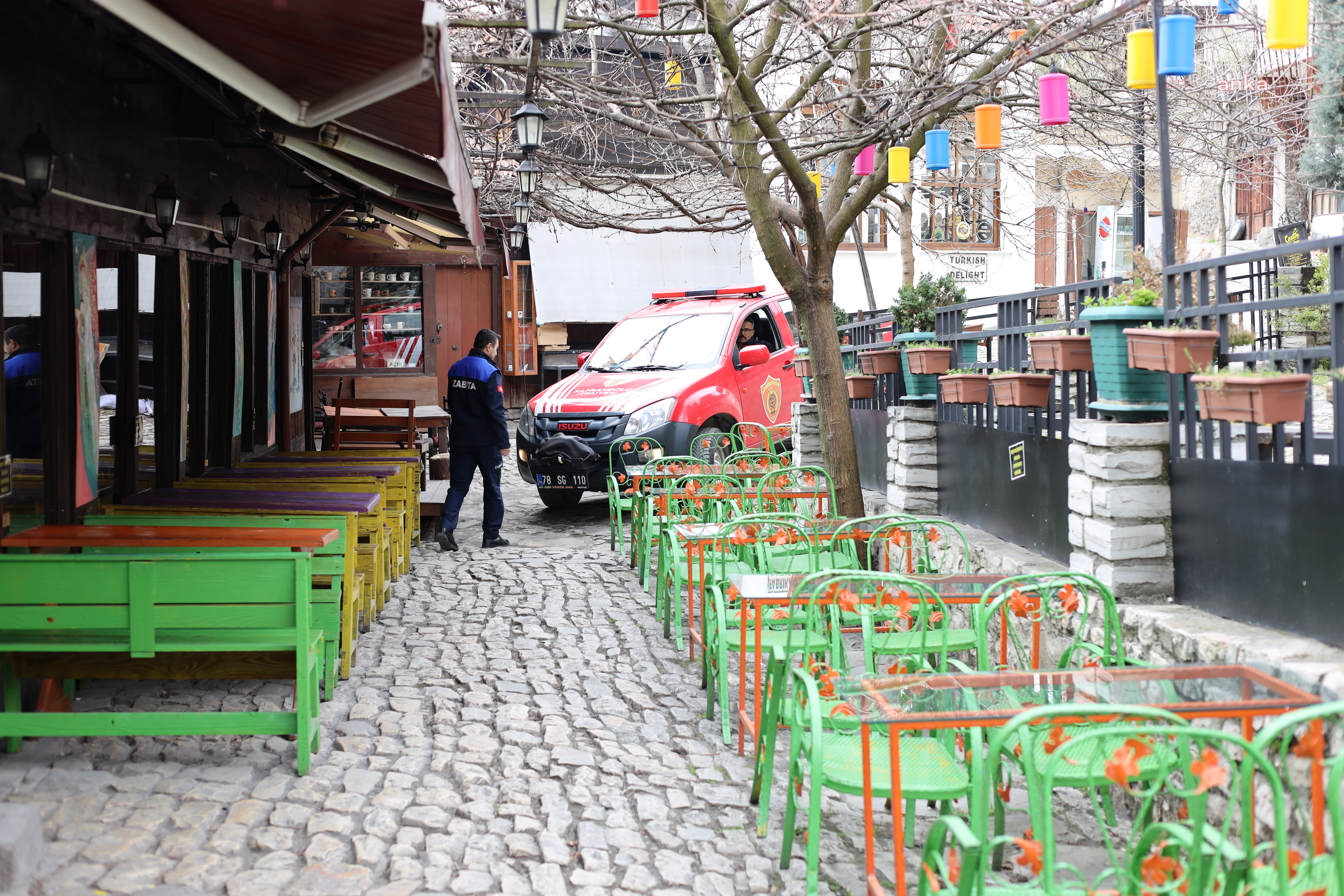 Safranbolu’da itfaiye geçişleri için sokaklar açıldı