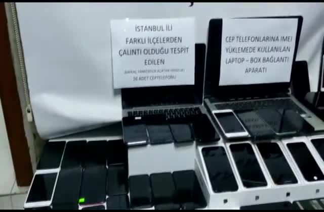 İSTANBUL'DA ÇALINTI VE KAÇAK 86 CEP TELEFONU ELE GEÇİRİLDİ
