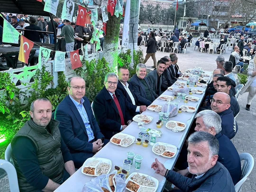 Bandırma Belediye Başkanı Mirza: "Vatandaşlarımızla paylaştığımız her an çok kıymetli"