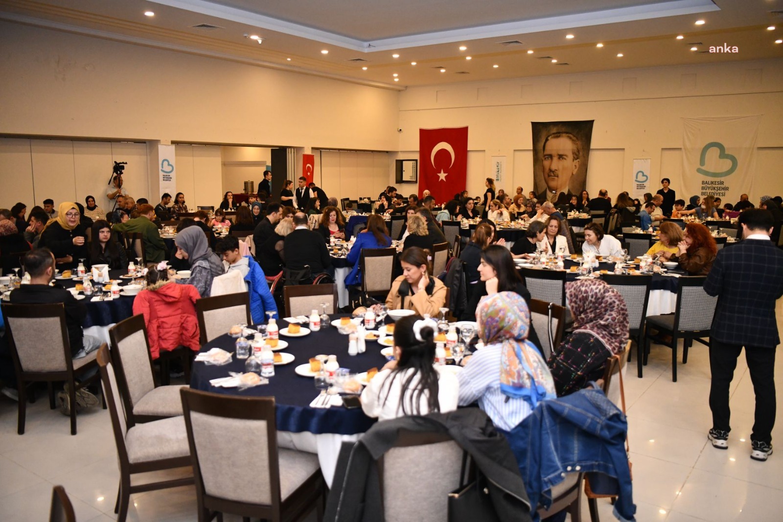 Balıkesir Büyükşehir Belediyesi'nin glütensiz iftarı, çölyak hastalarını buluşturdu