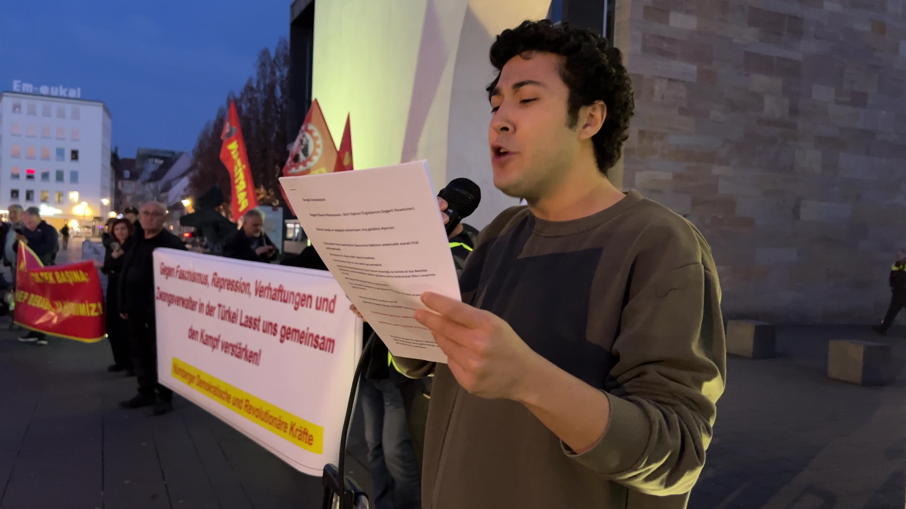 Almanya'nın Nürnberg kentinde İmamoğlu’na destek yürüyüşü