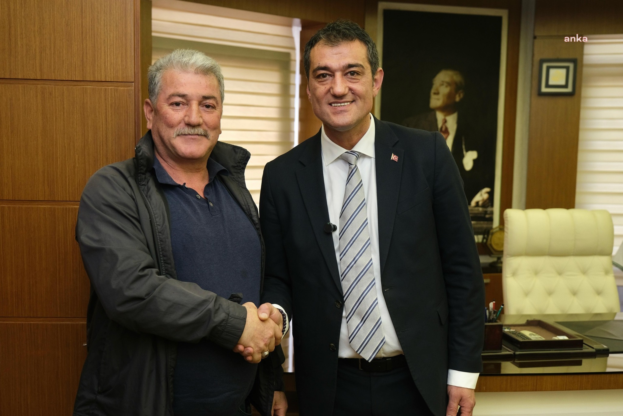 Giresun Belediyesi bayramlaşma programı Başkan Fuat Köse'nin makamında yapıldı