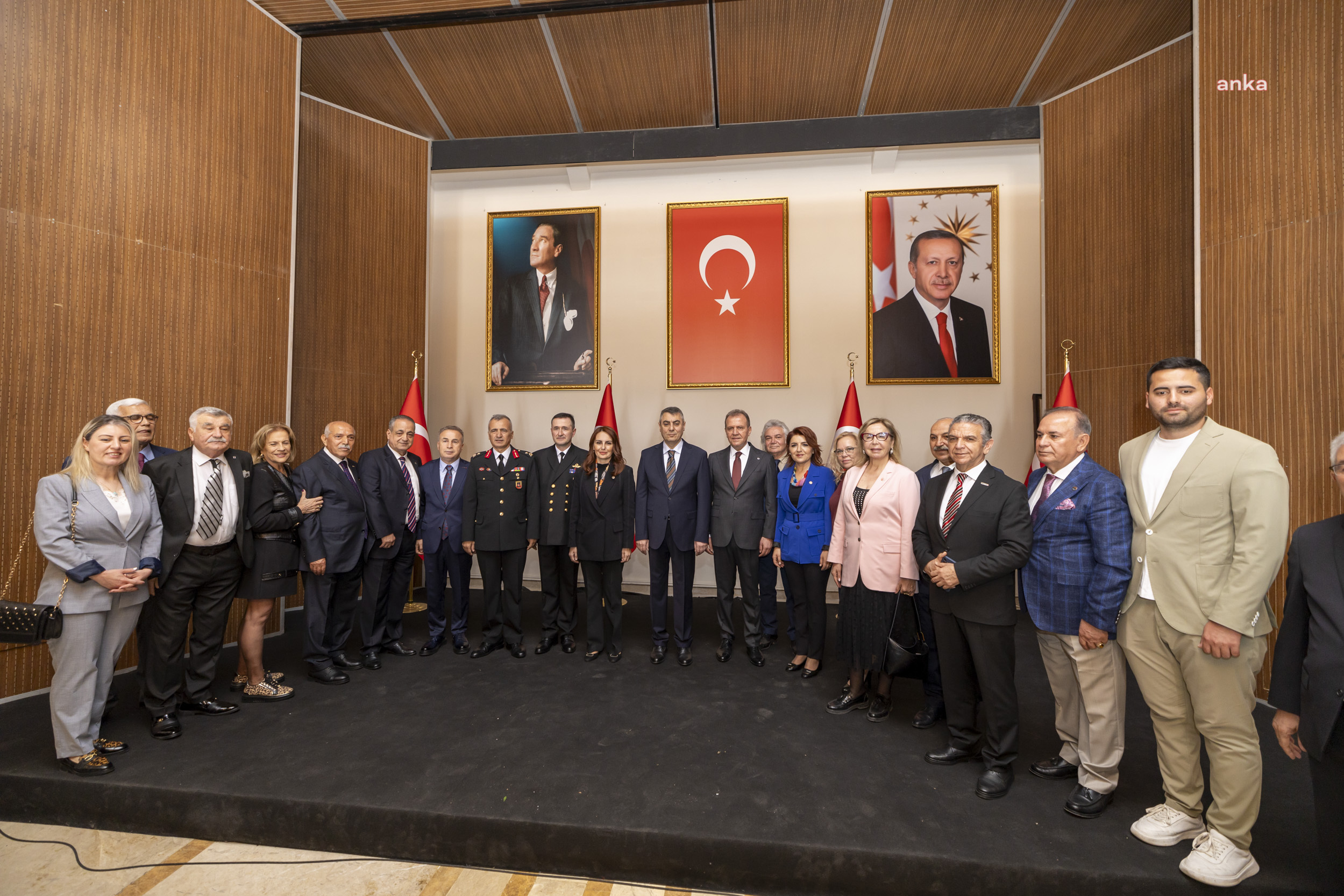 Mersin Büyükşehir Belediye Başkanı Seçer, valilik tarafından düzenlenen bayramlaşma programına katıldı