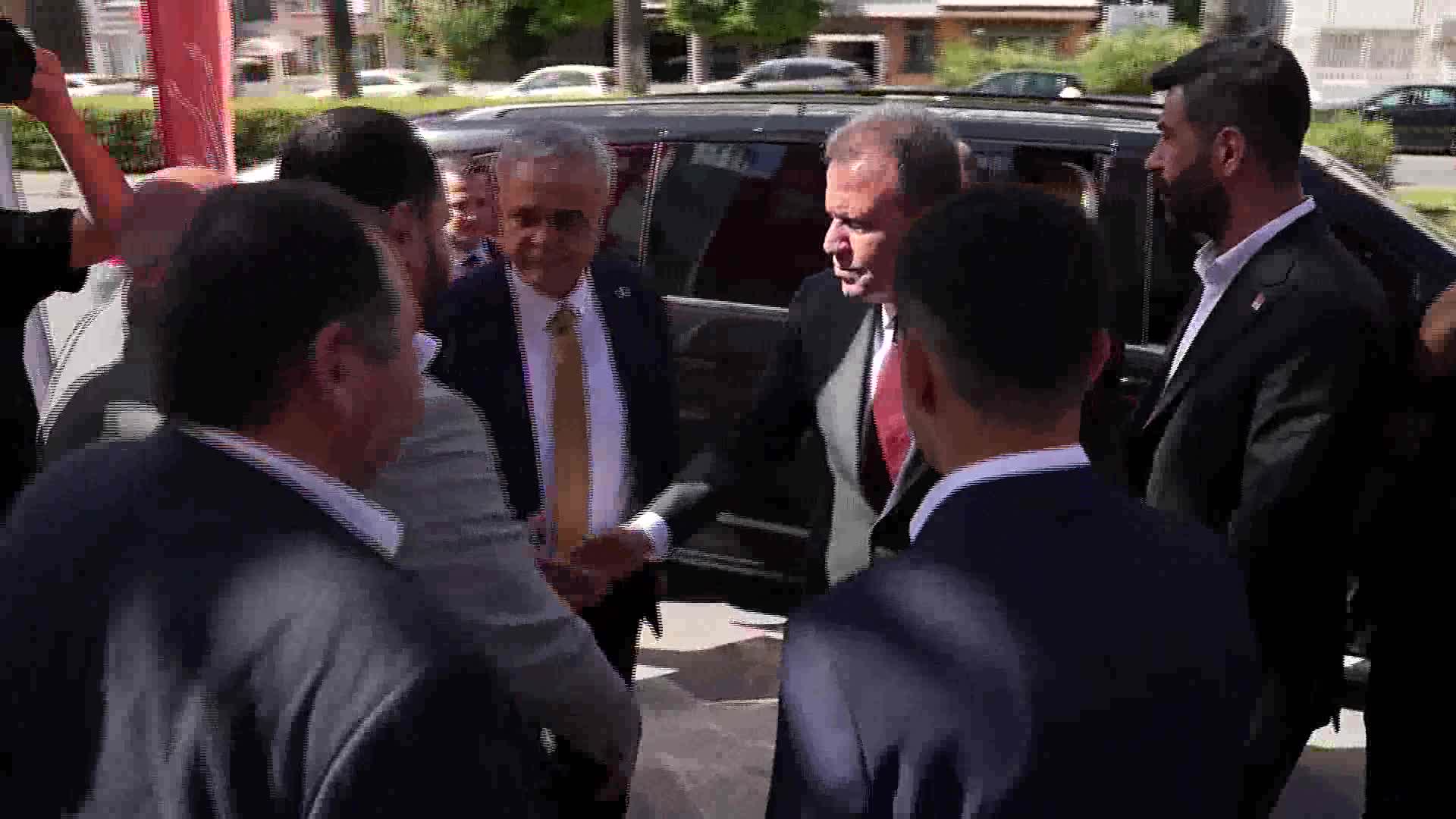 Mersin Büyükşehir Belediye Başkanı Seçer: “Gençlerin ayaklarına, kalbine, yüreğine, prangalar vuramazsınız”