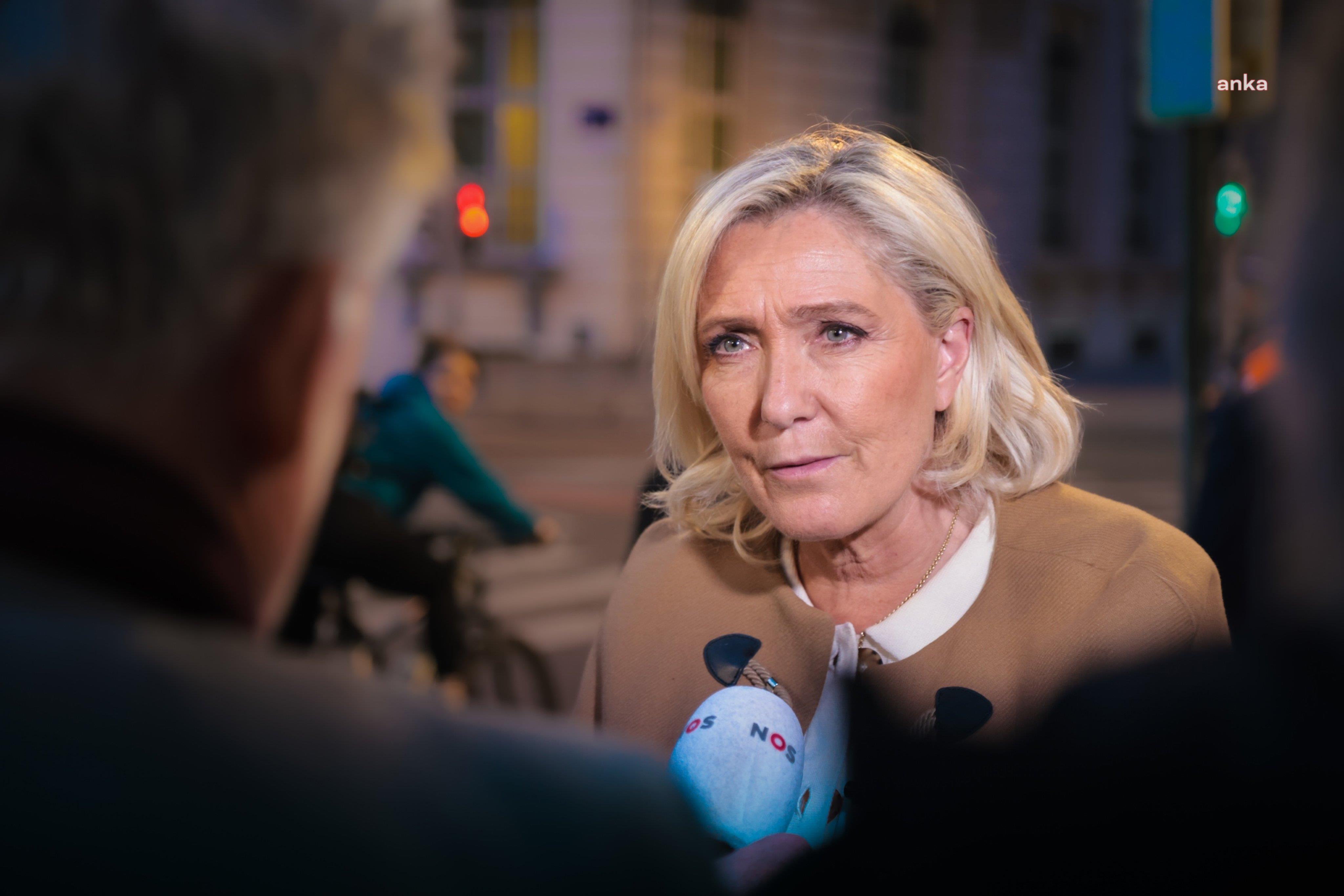Fransa’da aşırı sağcı Le Pen’in 2027 seçimlere katılmasını engelleyecek mahkeme kararı kesinleşti