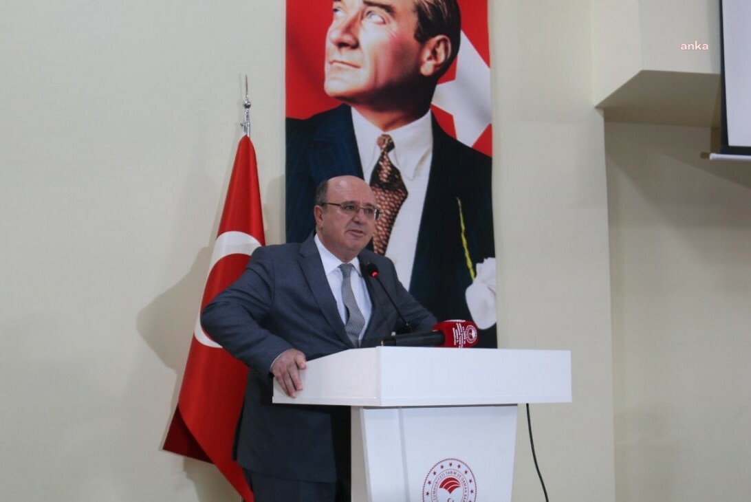 Et ve Süt Kurumu Genel Müdürü Mustafa Kayhan, İzmir'de trafik kazasında hayatını kaybetti