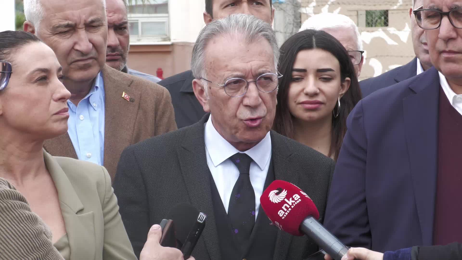 Cemil Tugay’dan öğrencilere yapılan ‘boykot müdahalesine’ tepki: Birileri piknik yaptı diye müdahale edilmez