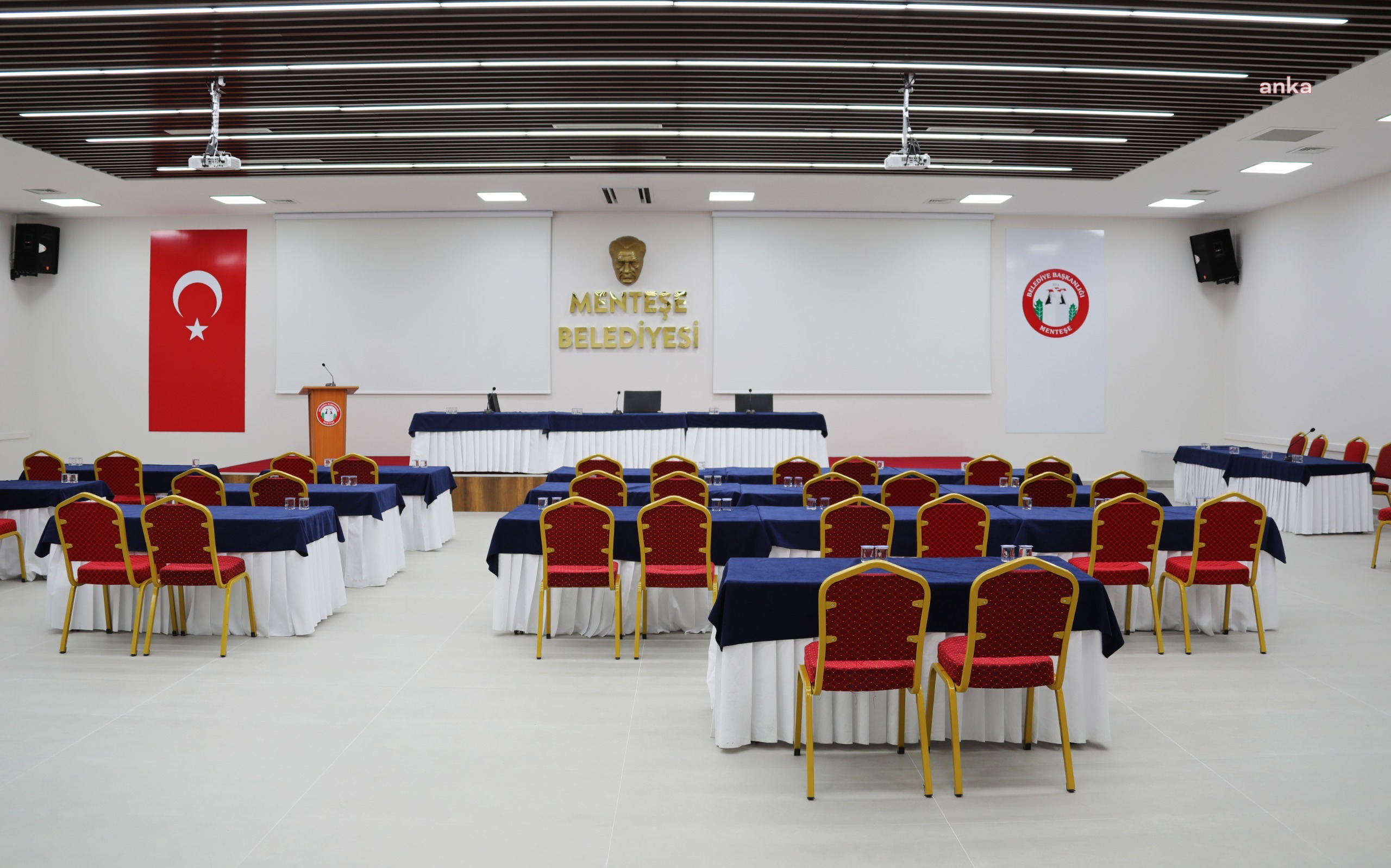 Menteşe Belediyesi, Nail Çakırhan Salonu'nu yeniledi