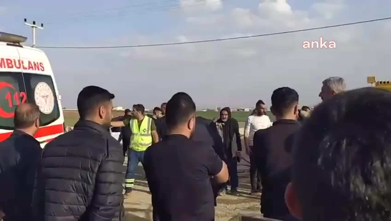 Ceylanpınar'da göçük altında kalan üç işçi çıkarıldı, bir işçiyi kurtarma çalışmaları sürüyor