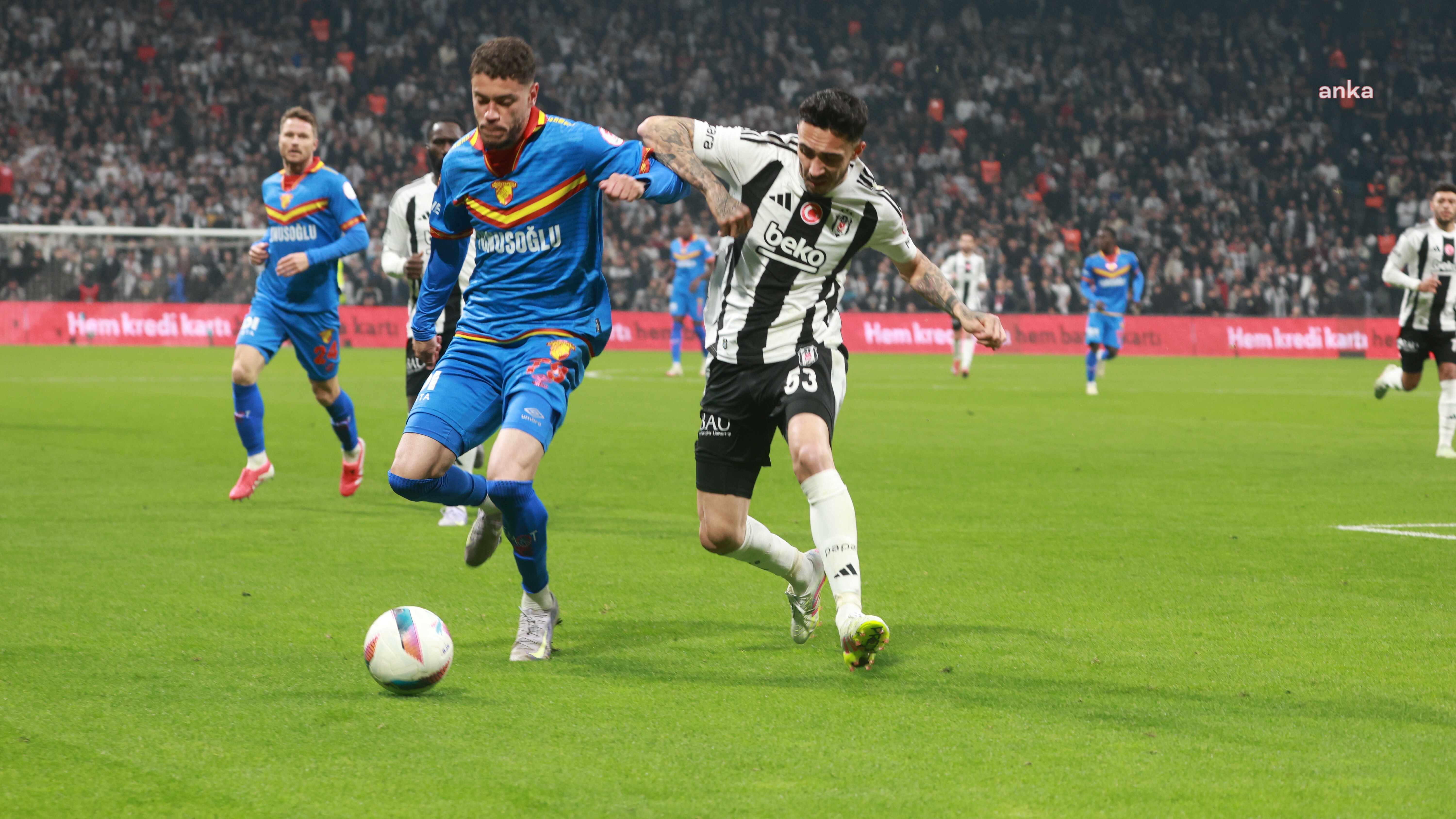 Beşiktaş, Göztepe’ye 3-1 mağlup olarak kupaya veda etti