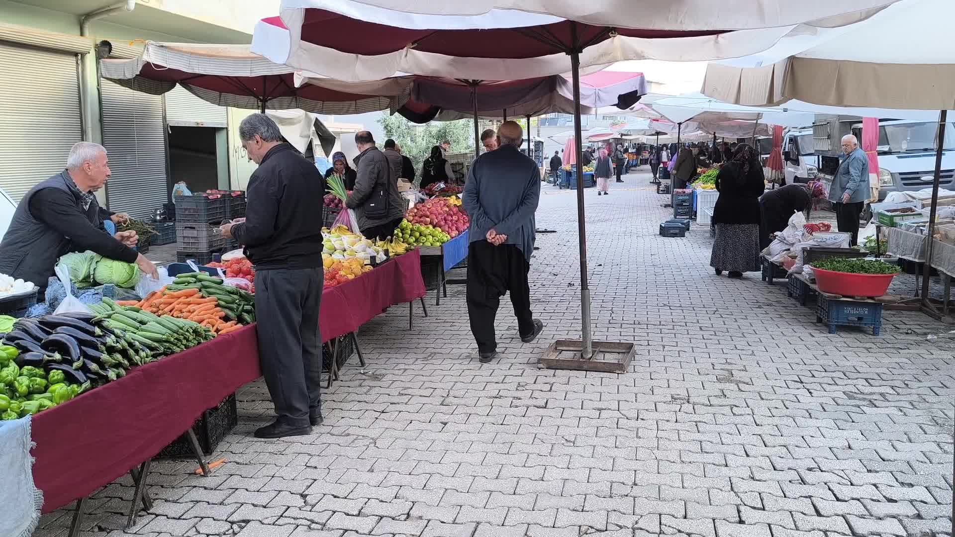 Vatandaşlardan elektrik zammına tepki: "Artık körebe oynayacağız bu zamlardan sonra"