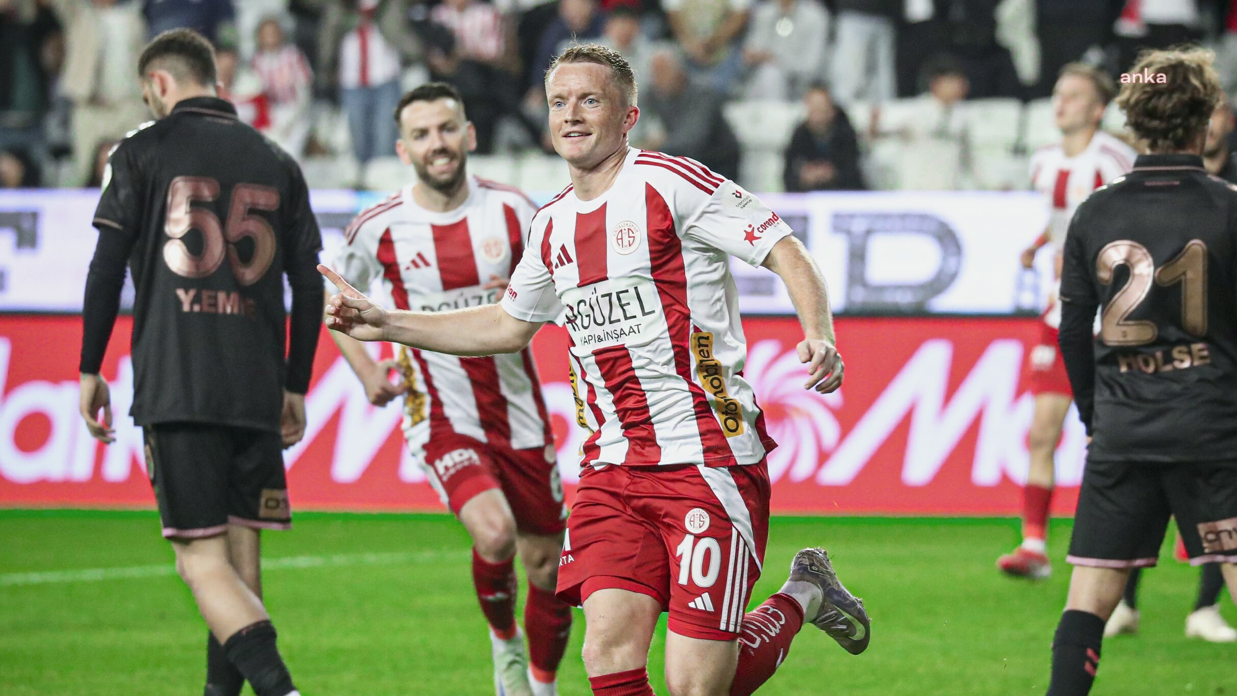 Antalyaspor sahasında Samsunspor’u 2-1 mağlup etti