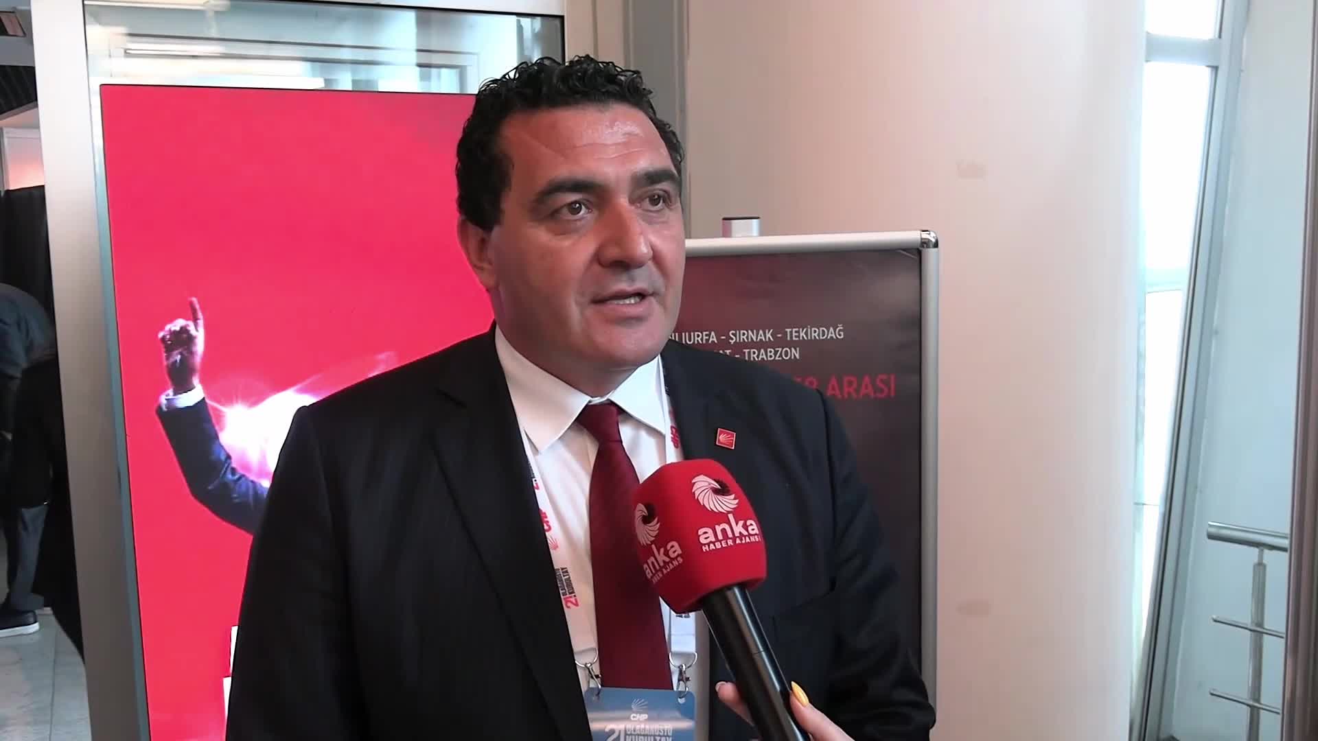 CHP'nin 21’inci Olağanüstü Kurultayı... Ulaş Karasu: "İmza kampanyamız AKP’nin güven oylamasına dönüşmüş durumda"