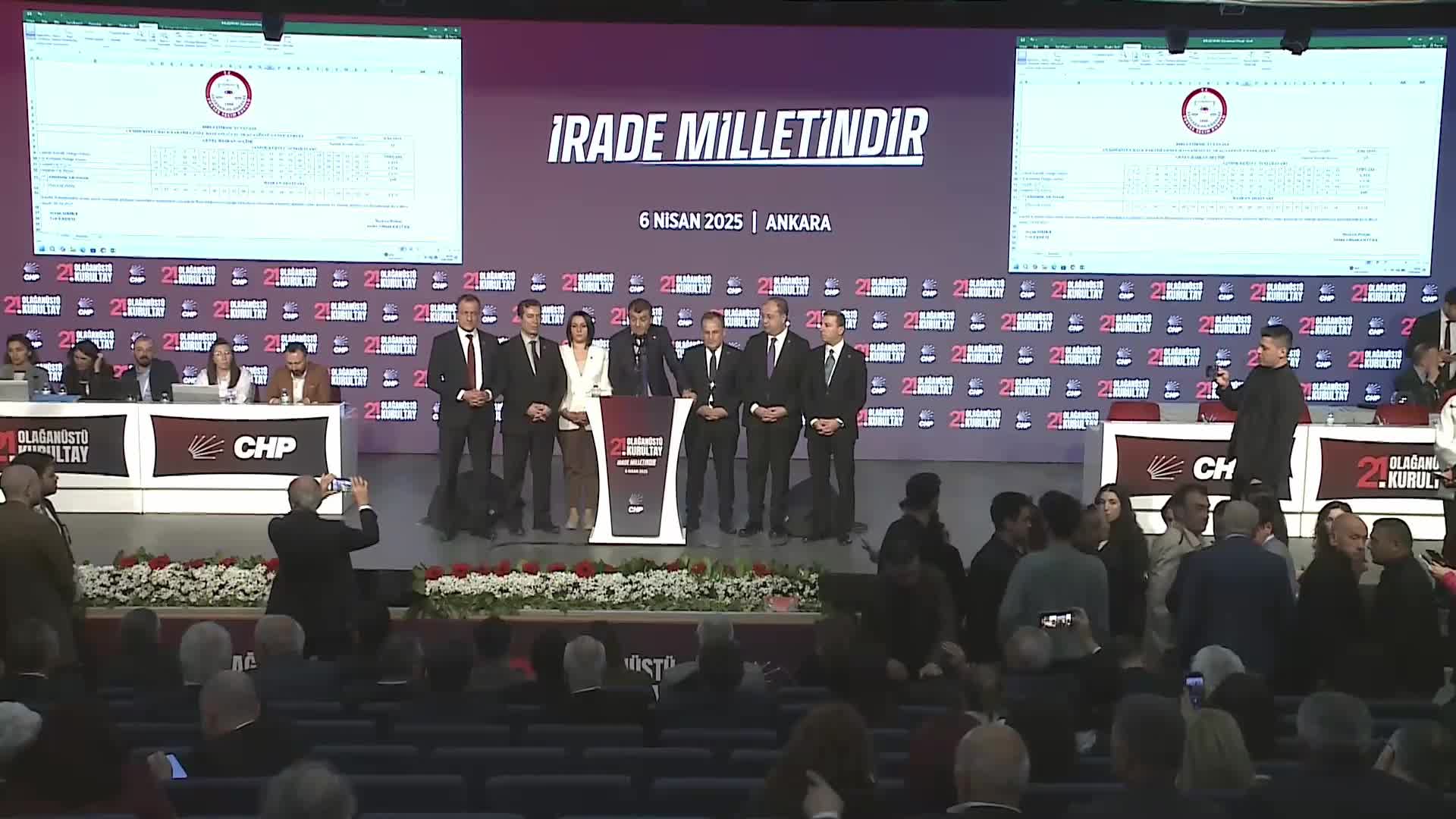 CHP'nin 21’inci Olağanüstü Kurultayı... Divan Başkanı Çavuşoğlu'ndan Berhan Şimşek açıklaması: Divanımıza bir müracaat yoktur