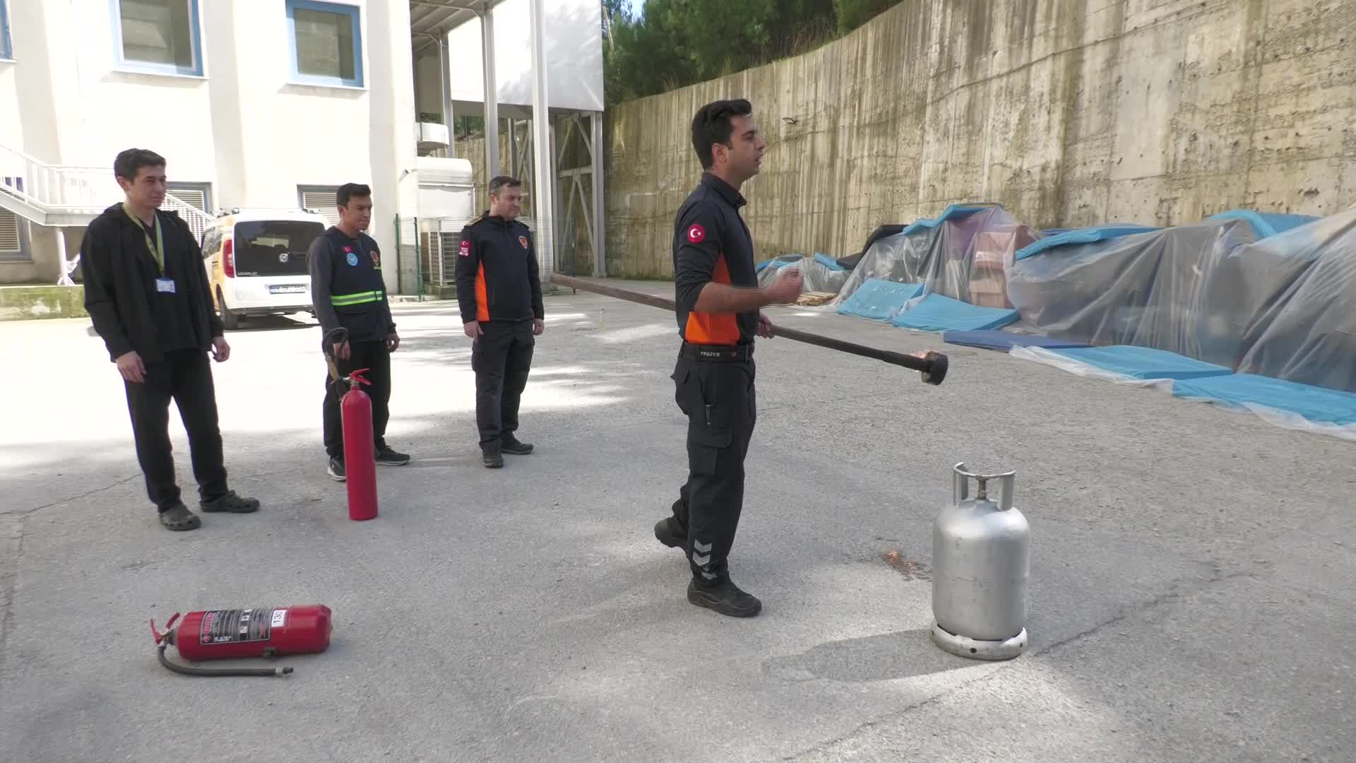 Manisa Büyükşehir Belediyesi İtfaiyesi’nden üç ayda 62 bin 451 kişiye yangın eğitimi