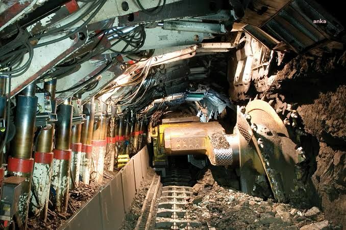 Çayırhan Maden Ocağı’nda göçük… 2’si ağır 14 işçi yaralandı