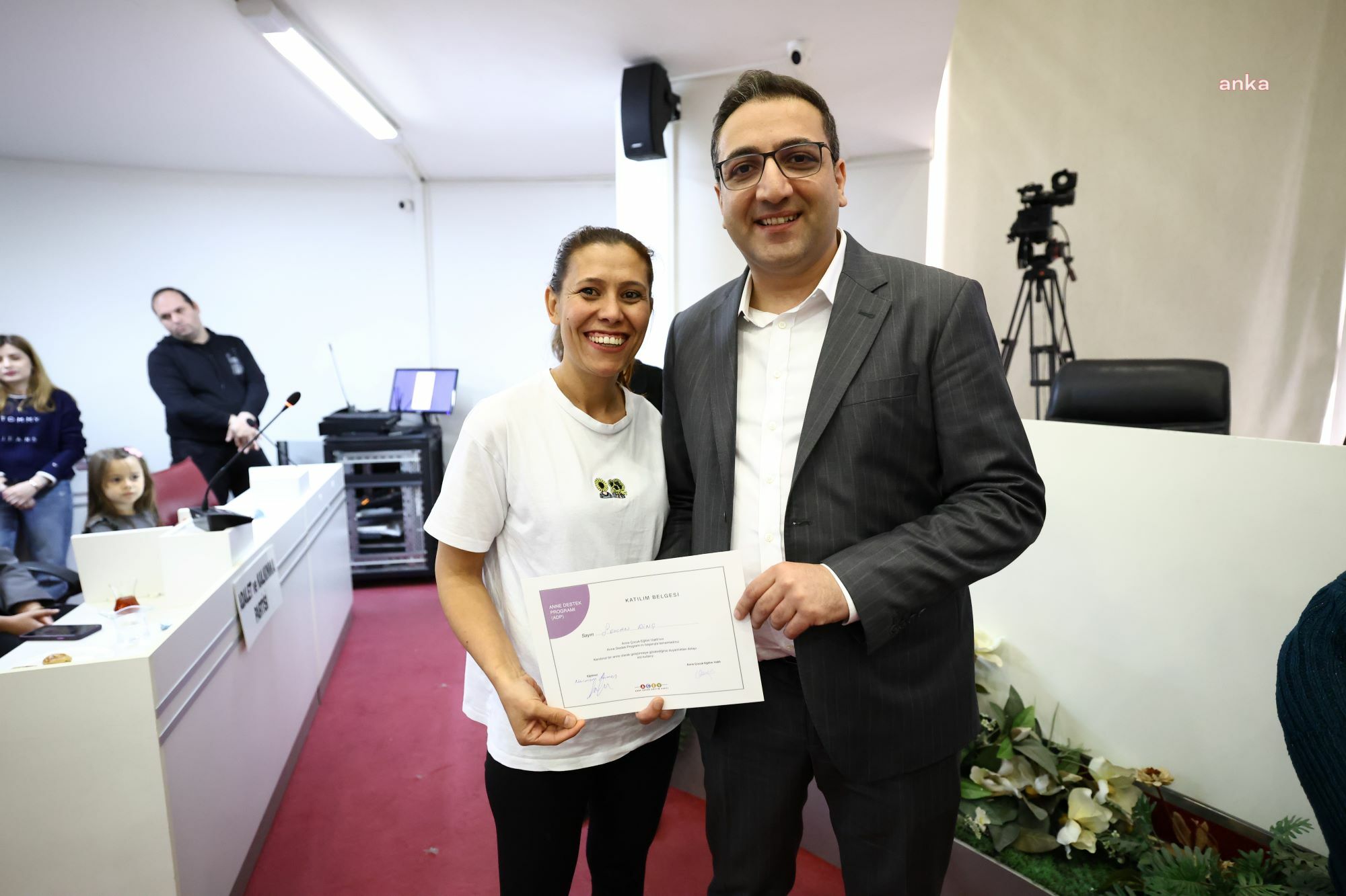 Balçova’da kursiyer annelere sertifika
