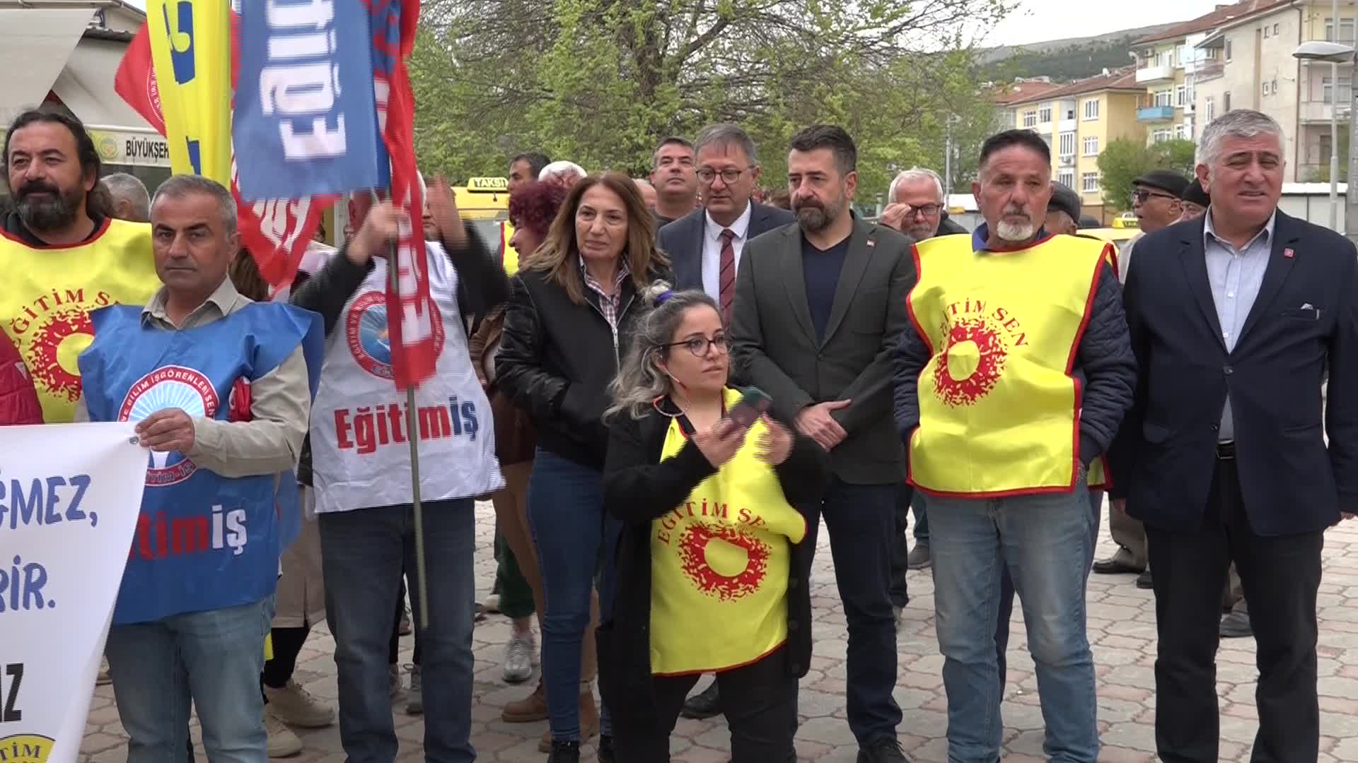 Malatya Eğitim Sen ve Eğitim İş: Atamalar objektif kriterlerle liyakat esas alınarak yapılmalıdır!