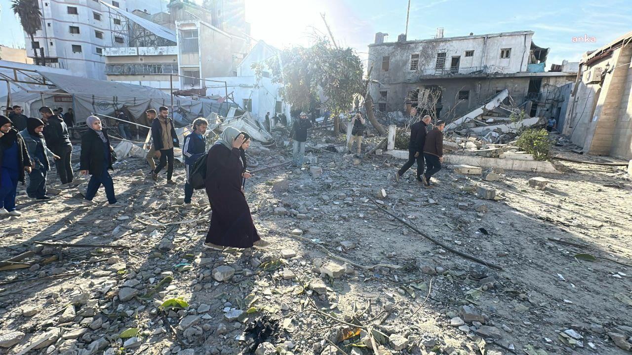 İsrail, Gazze’de bir hastaneye daha saldırdı