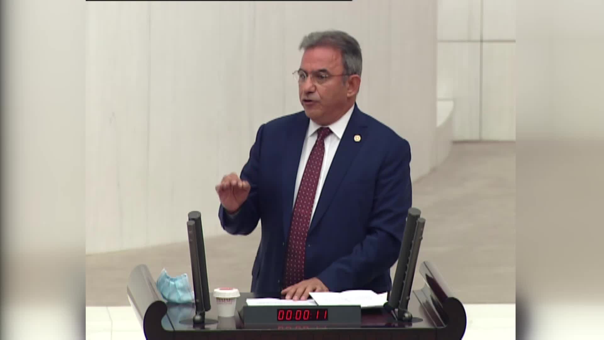MUHALEFET "BODRUM'DA ARAZİSİ BAKANLIĞA TAHSİSLİ OTELİ NASIL ALDINIZ?" DİYE SORDU; BAKAN ERSOY MECLİS'TE KENDİSİNİ BÖYLE SAVUNDU: "DAHA DOĞAL NE OLABİLİR"