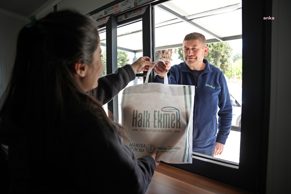 Akhisar'da Halk Ekmek hizmet vermeye başladı