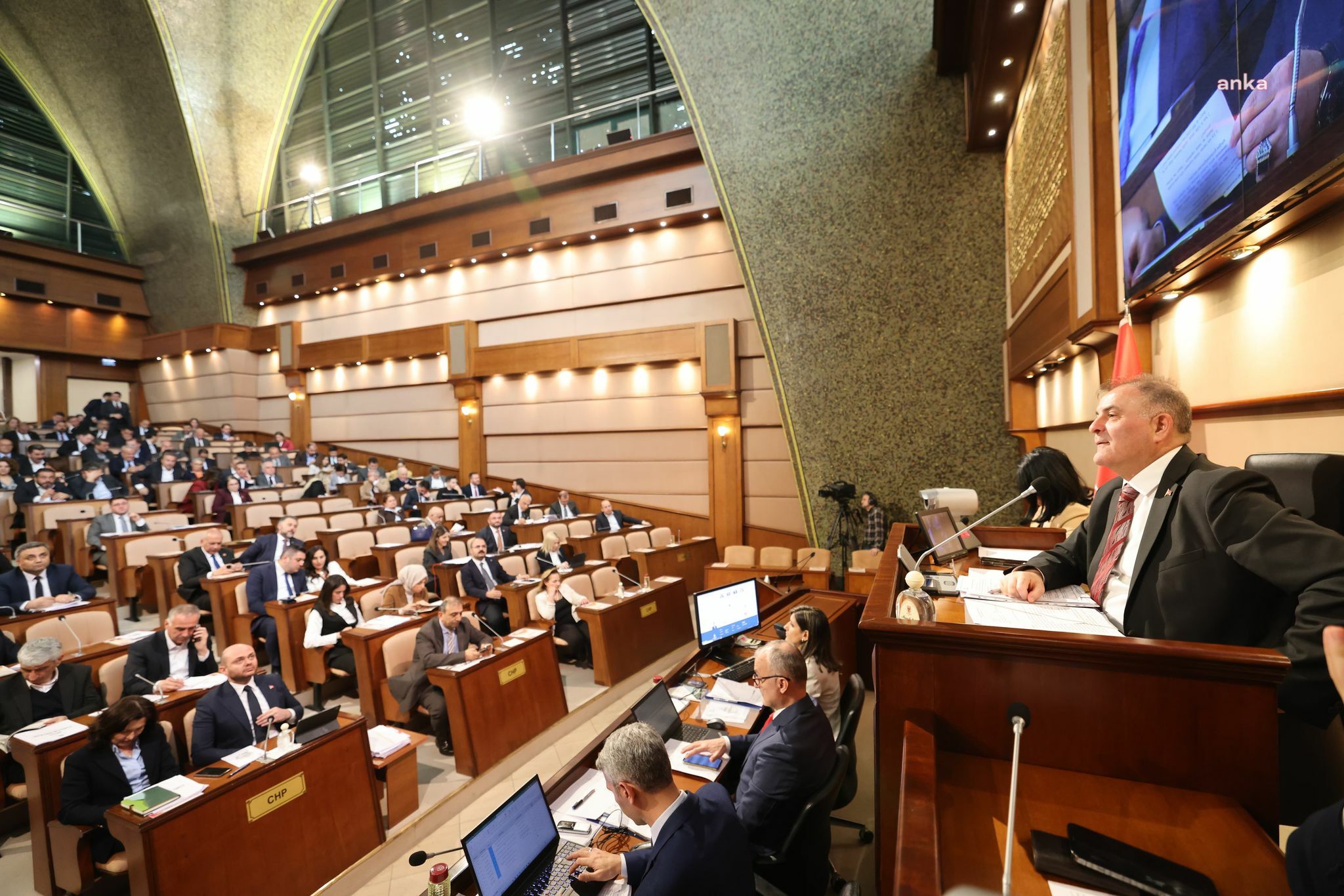 İBB Başkan Vekili Nuri Aslan: “Milletin iradesi eksik tecelli ediyor”