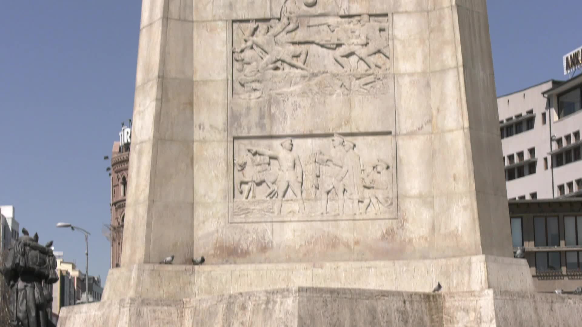 ''Proje okullardaki'' öğretmen atamalarına tepki: “Öğretmenlerimizi kaybetmek istemiyoruz. Onların yanında, bu kararların karşısındayız"