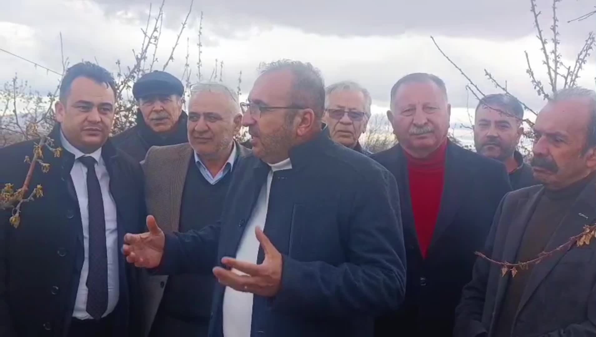 CHP Kahramanmaraş İl Başkanı Ateş: "Zirai dondan etkilenen çiftçi afet bölgesi ilan edilmesini istiyor"