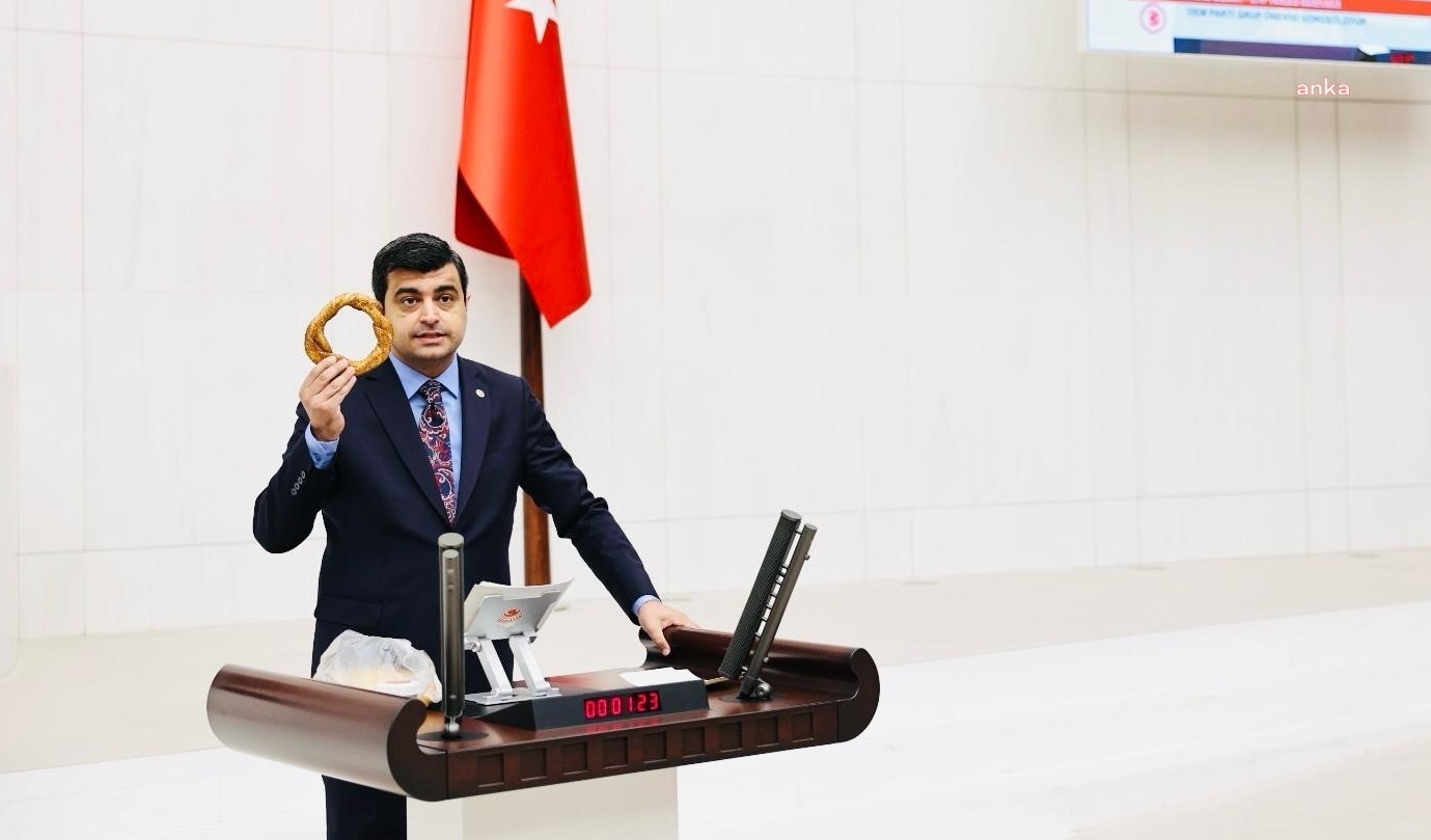 Deniz Demir: Kredi kartıyla borç harç ile günü kurtarmaya çalışan vatandaşlar artık ödeme gücünü de yitirdi