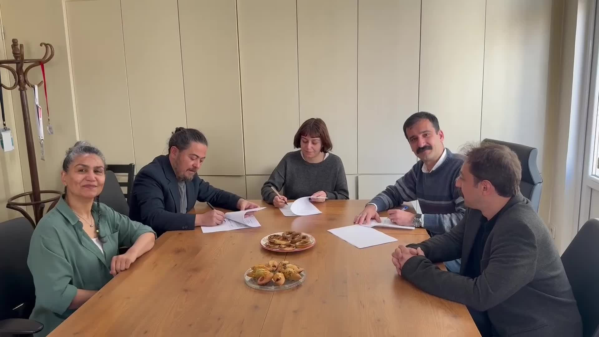Şehir Plancıları Odası ve DİSK Sosyal-İş arasında TİS imzalandı... İmge Yaman: İstanbul Sözleşmesi, TİS'in eki niteliğinde