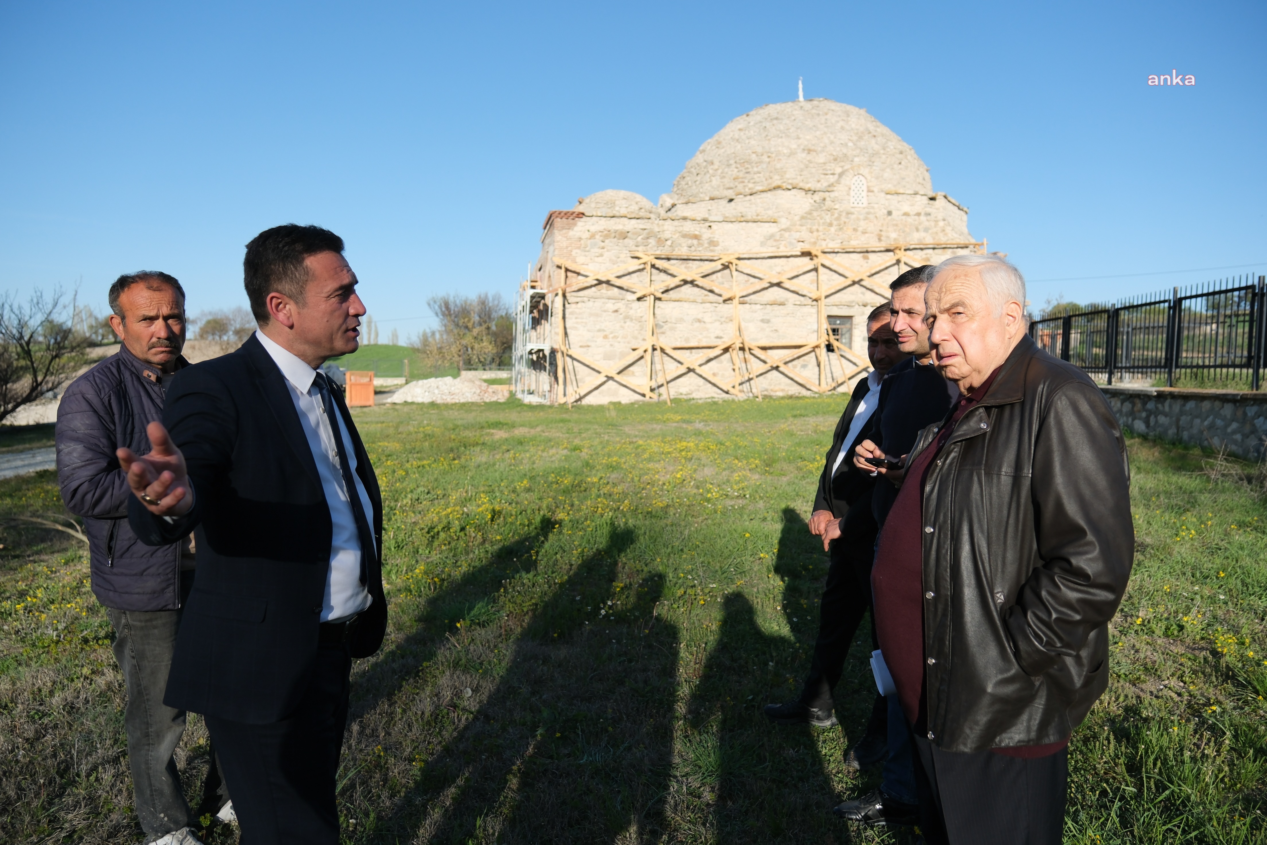 Sivrihisar Belediye Başkanı Dökmeci, Hamamkarahisar Camii restorasyonunu inceledi