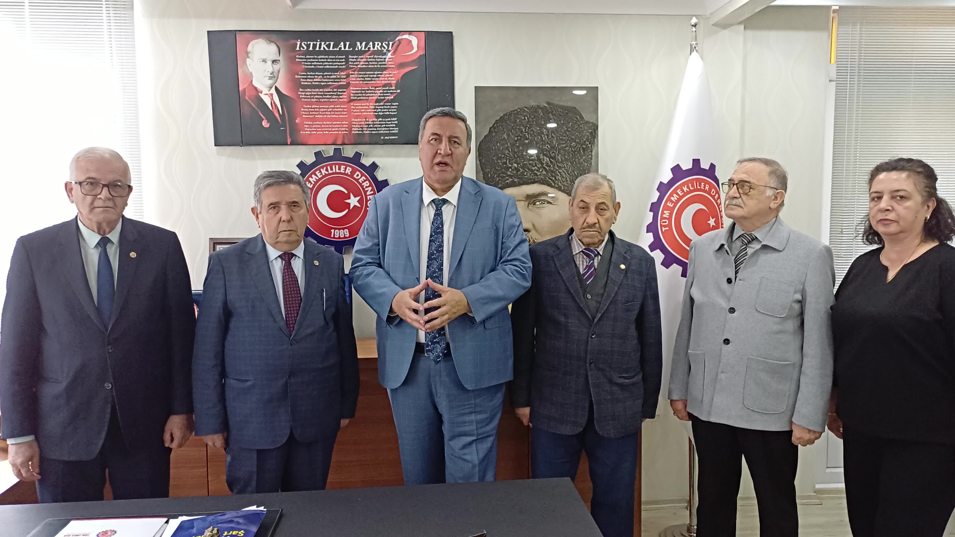 CHP'li Gürer, Tüm Emekliler Derneği Genel Başkanı Çalışkan’ı ziyaret etti