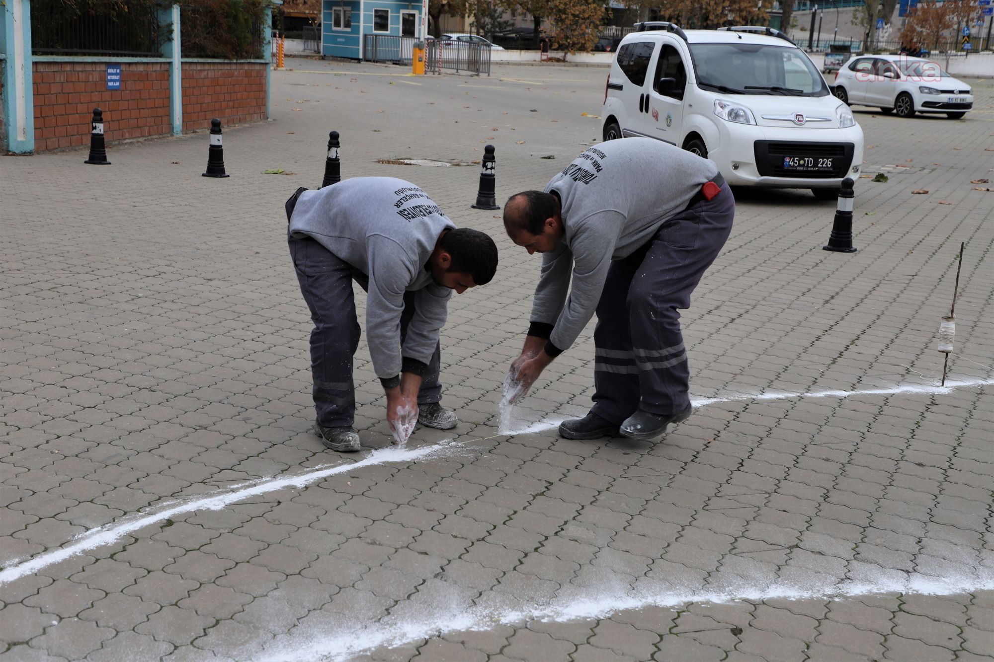 TURGUTLU BELEDİYESİ'NDEN TEKNOLOJİ FAKÜLTESİ'NDE YEŞİL ALAN ÇALIŞMASI