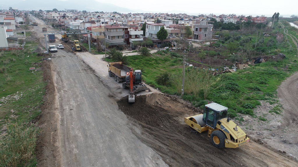 DİKİLİ'DE HUMMALI ÇALIŞMA