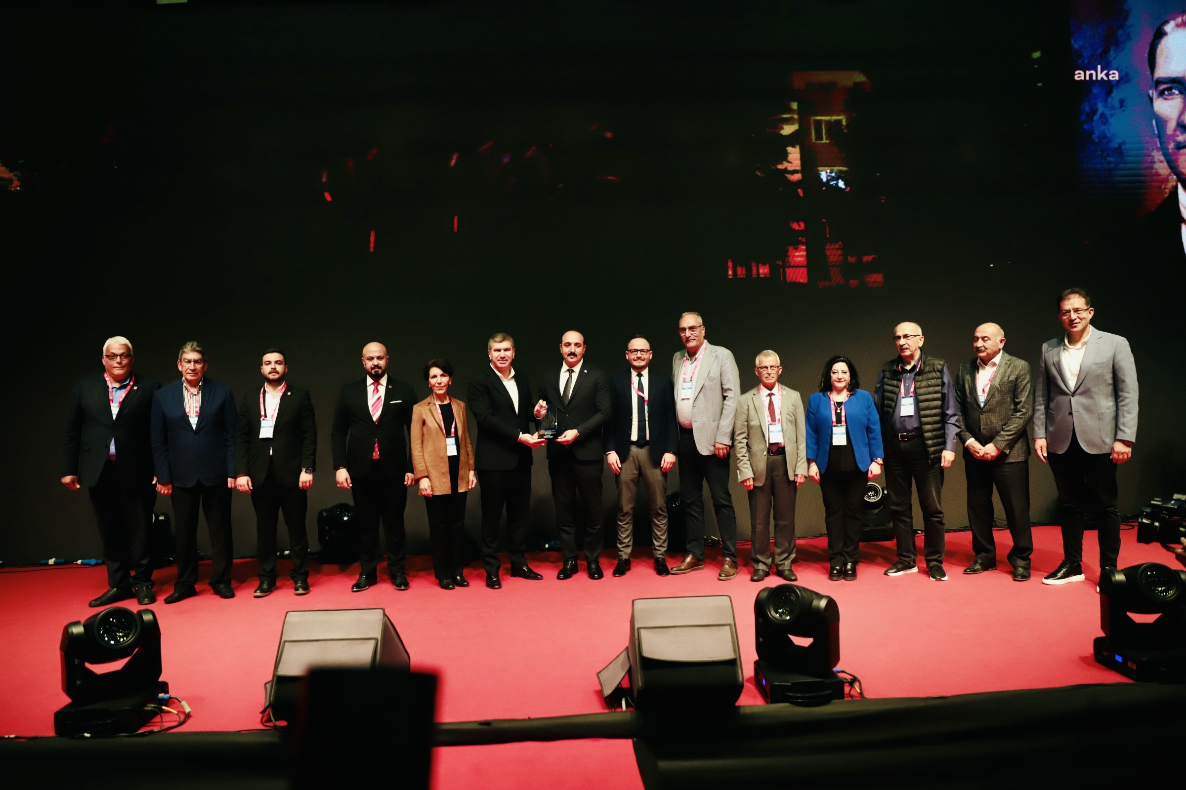 Burdur Belediyesinin "Açık Hava Sinema Günleri" projesi Akdeniz Belediyeler Birliğince ödüllendirildi
