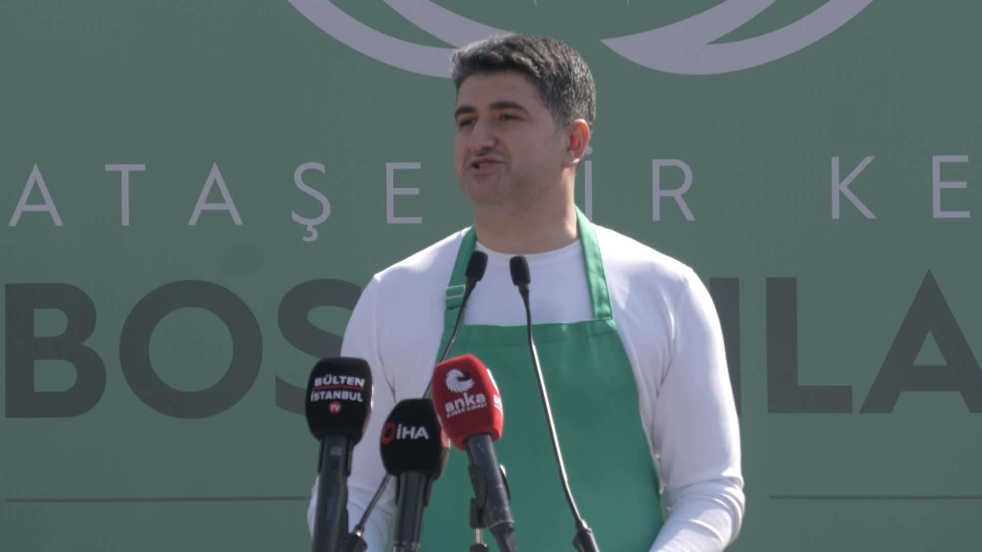 Ataşehir Belediyesi  "Kent Bostanı"nın ikincisini açtı... Başkan Adıgüzel: “Umutlarımız, şu bostandaki gibi yeşersin, meyvelere dönüşsün”