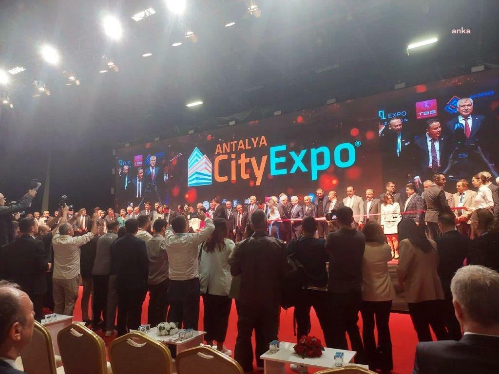 Karadeniz Ereğli Belediyesi, Antalya Şehircilik ve Teknolojileri Fuarı'nda yer aldı