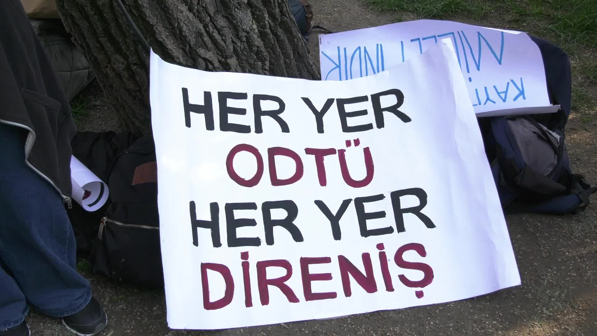 Ankara'da liselilerden "Proje Okul" atamalarına tepki: "Bu böyle gitmez, gençlik biat etmez"