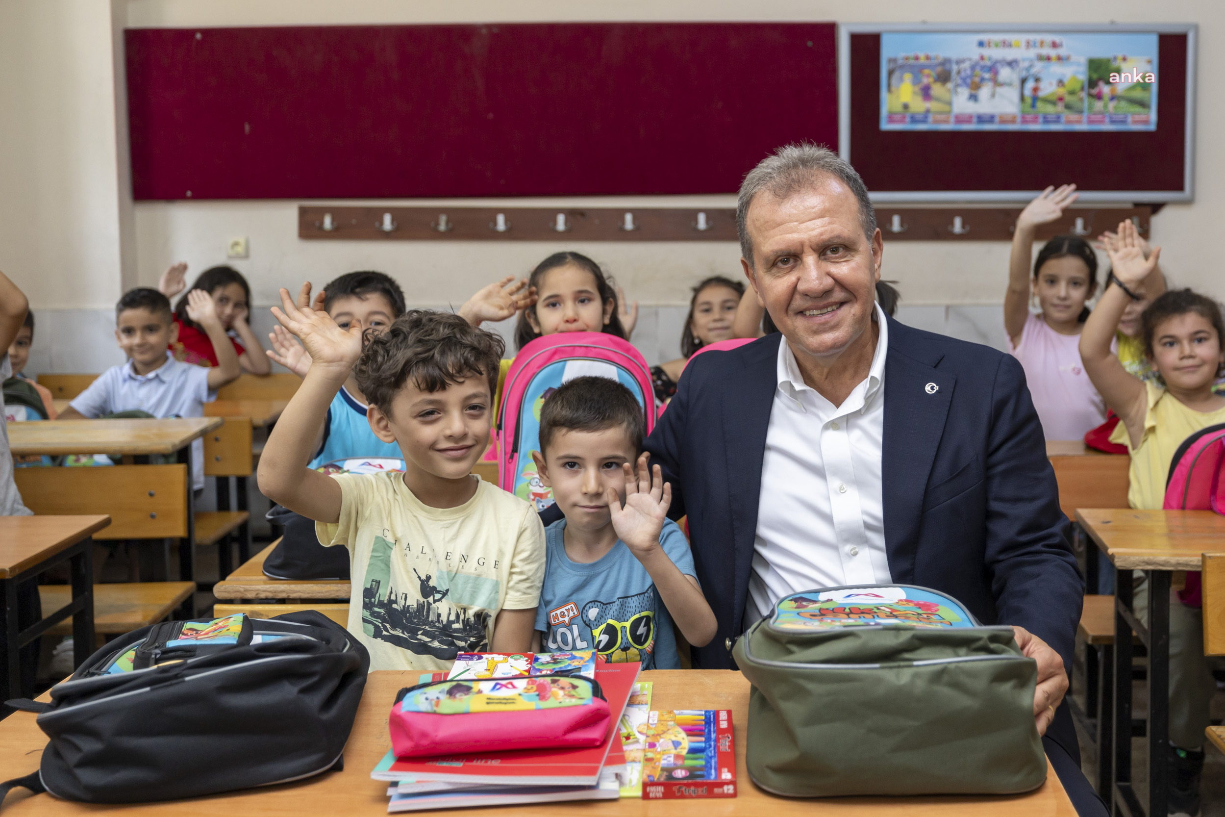 Mersin Büyükşehir Belediye Başkanı Seçer’den 23 Nisan mesajı